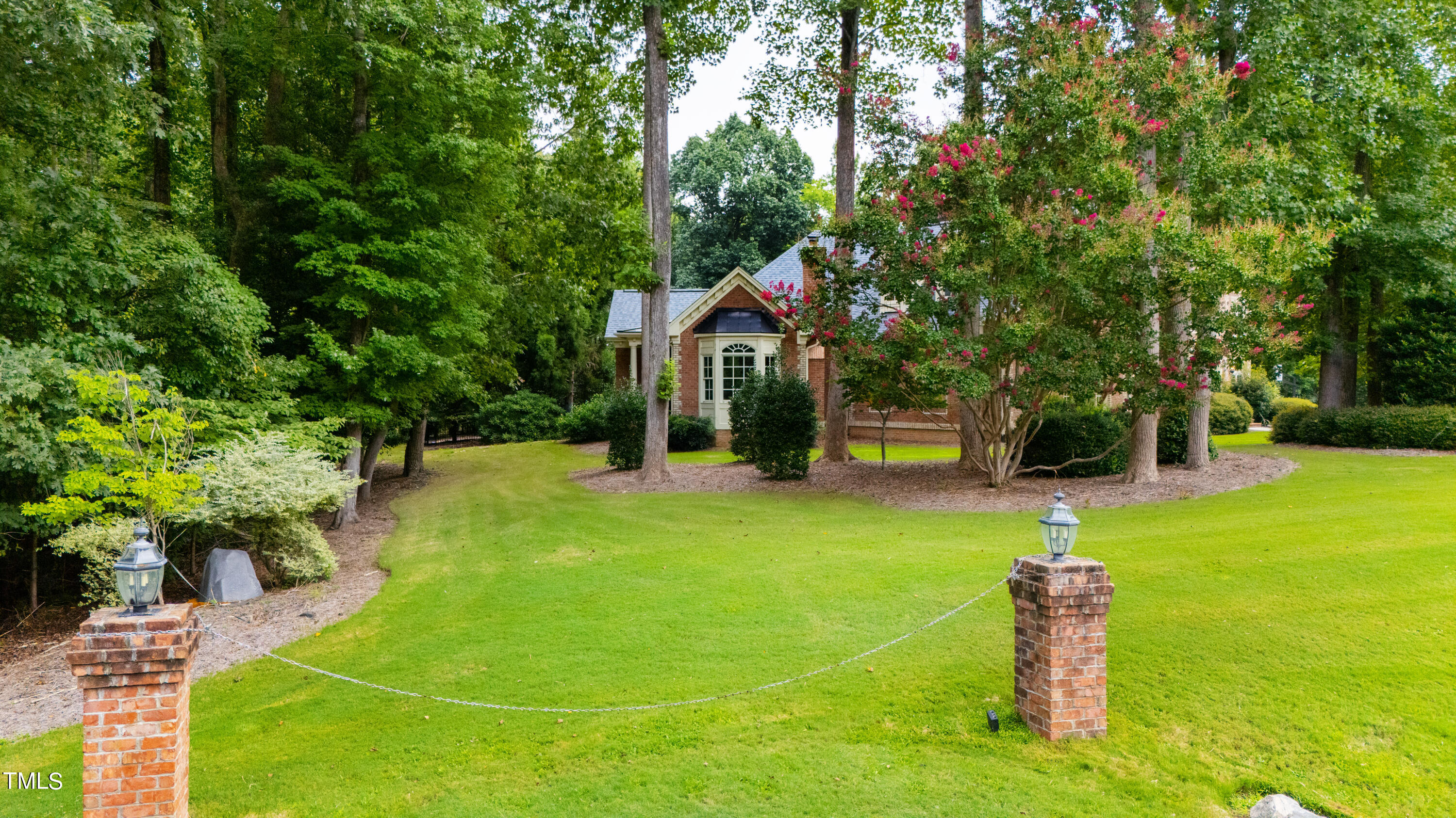 1009 Manor Glen Way Property Photo