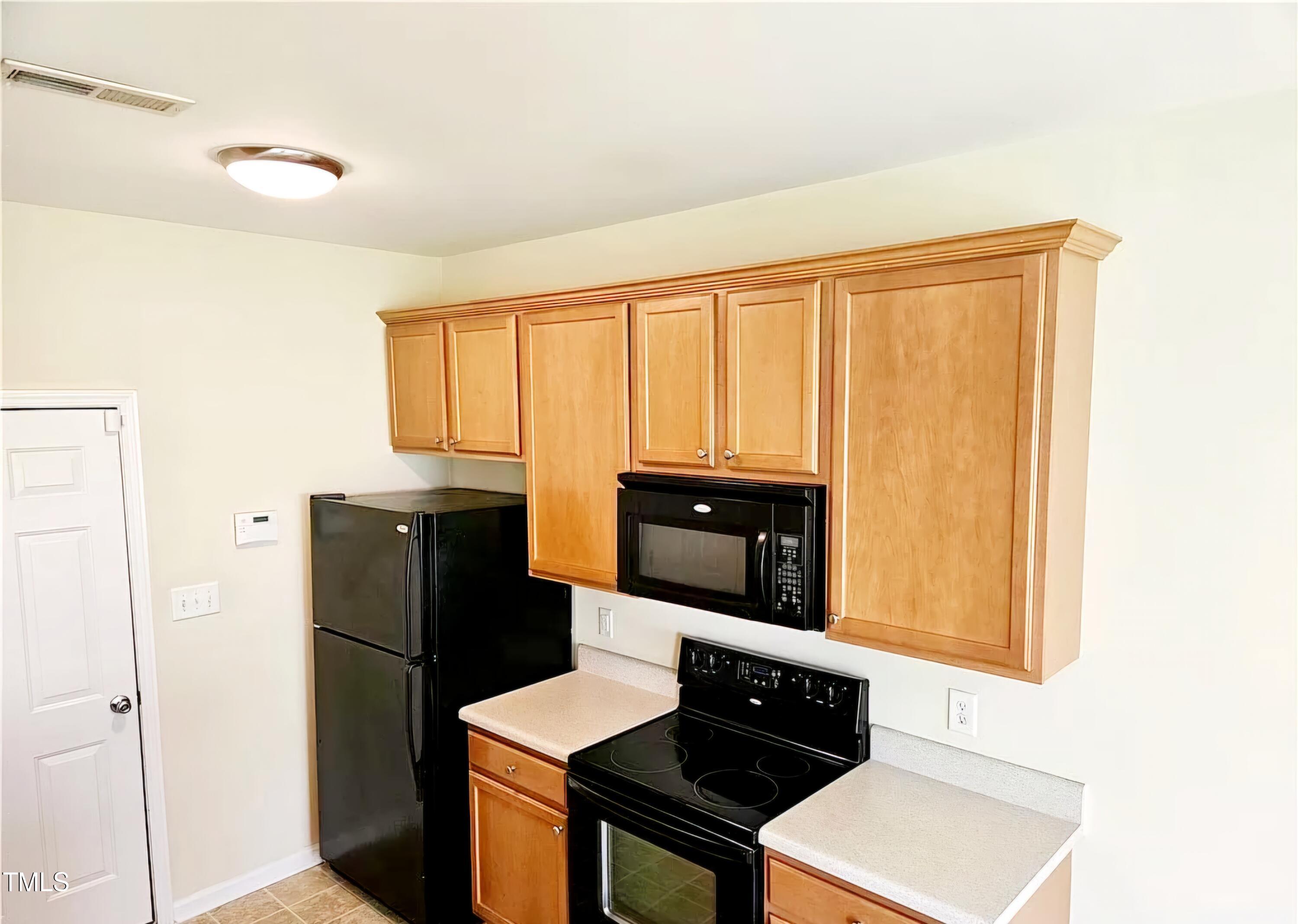 4038 Patriot Ridge Court Property Photo 4