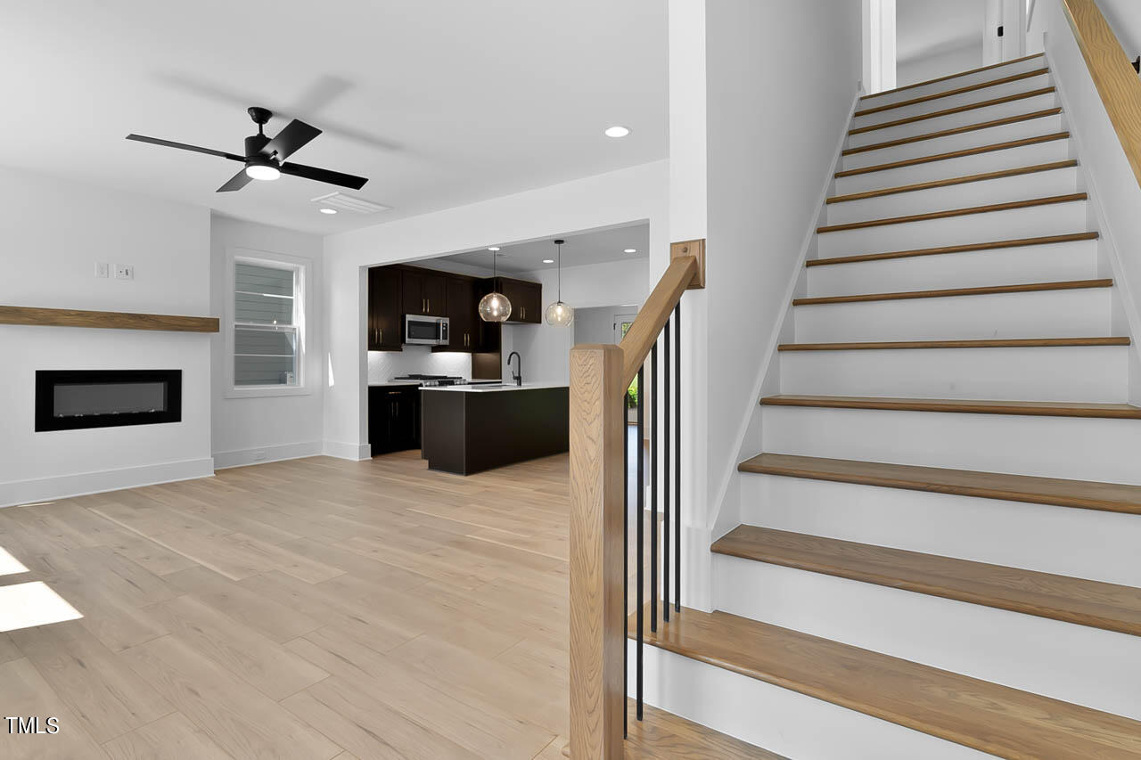 2337 E Main Street Property Photo 15