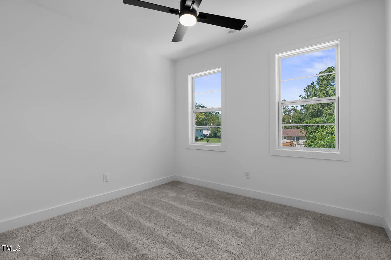 2337 E Main Street Property Photo 24