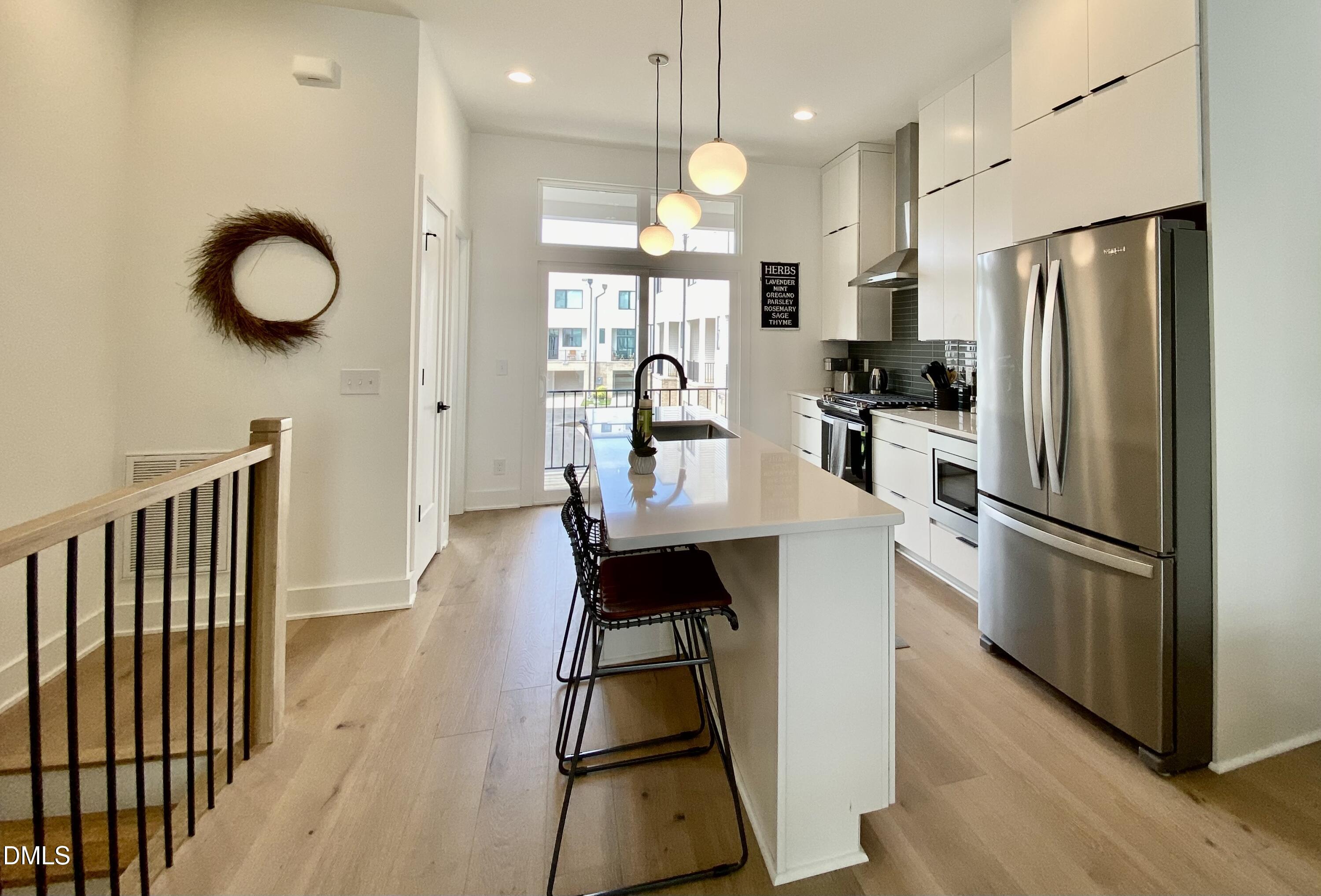 629 N Queen Street Property Photo 15