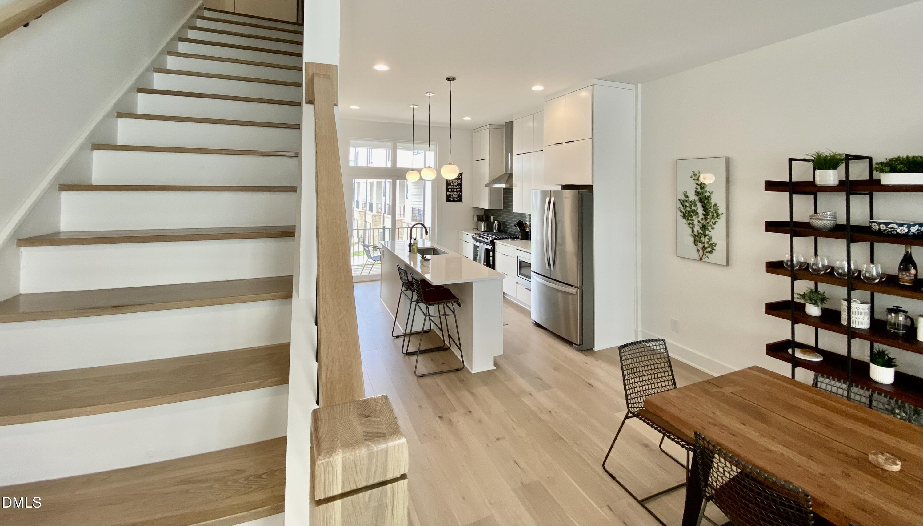 629 N Queen Street Property Photo 25
