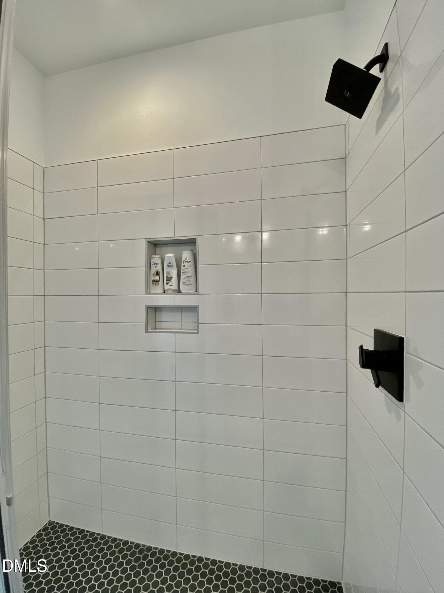 629 N Queen Street Property Photo 41