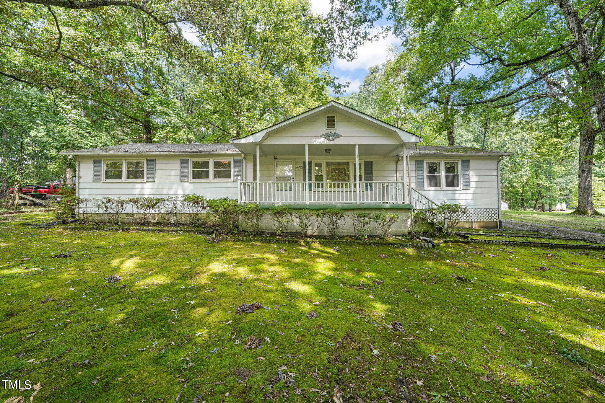 3015 Old Raleigh Road Property Photo 5