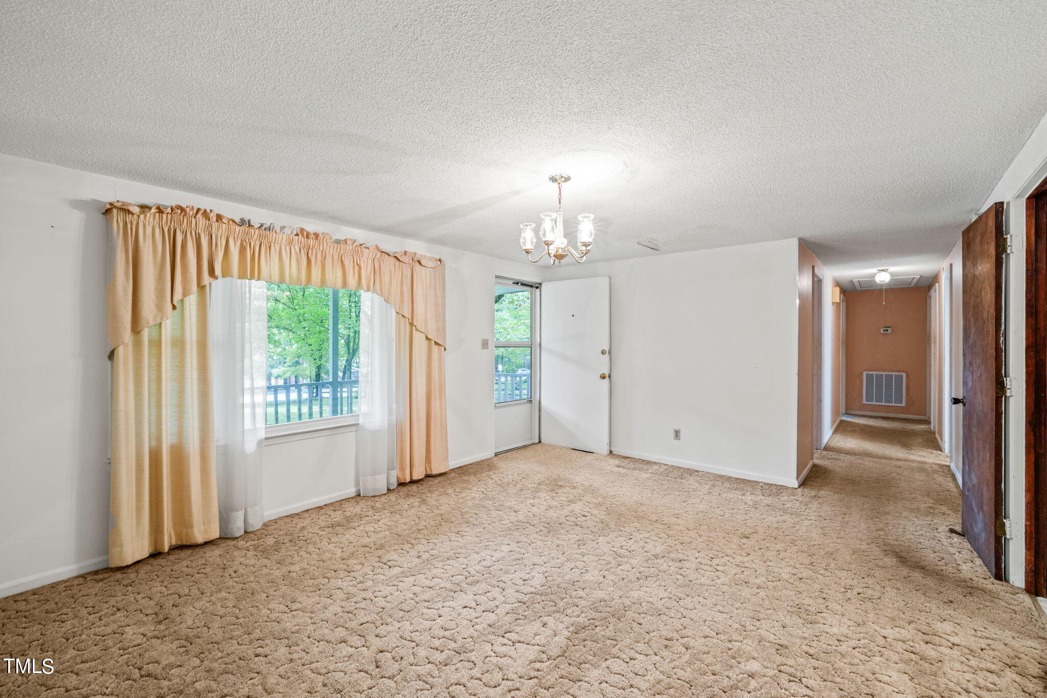 3015 Old Raleigh Road Property Photo 9