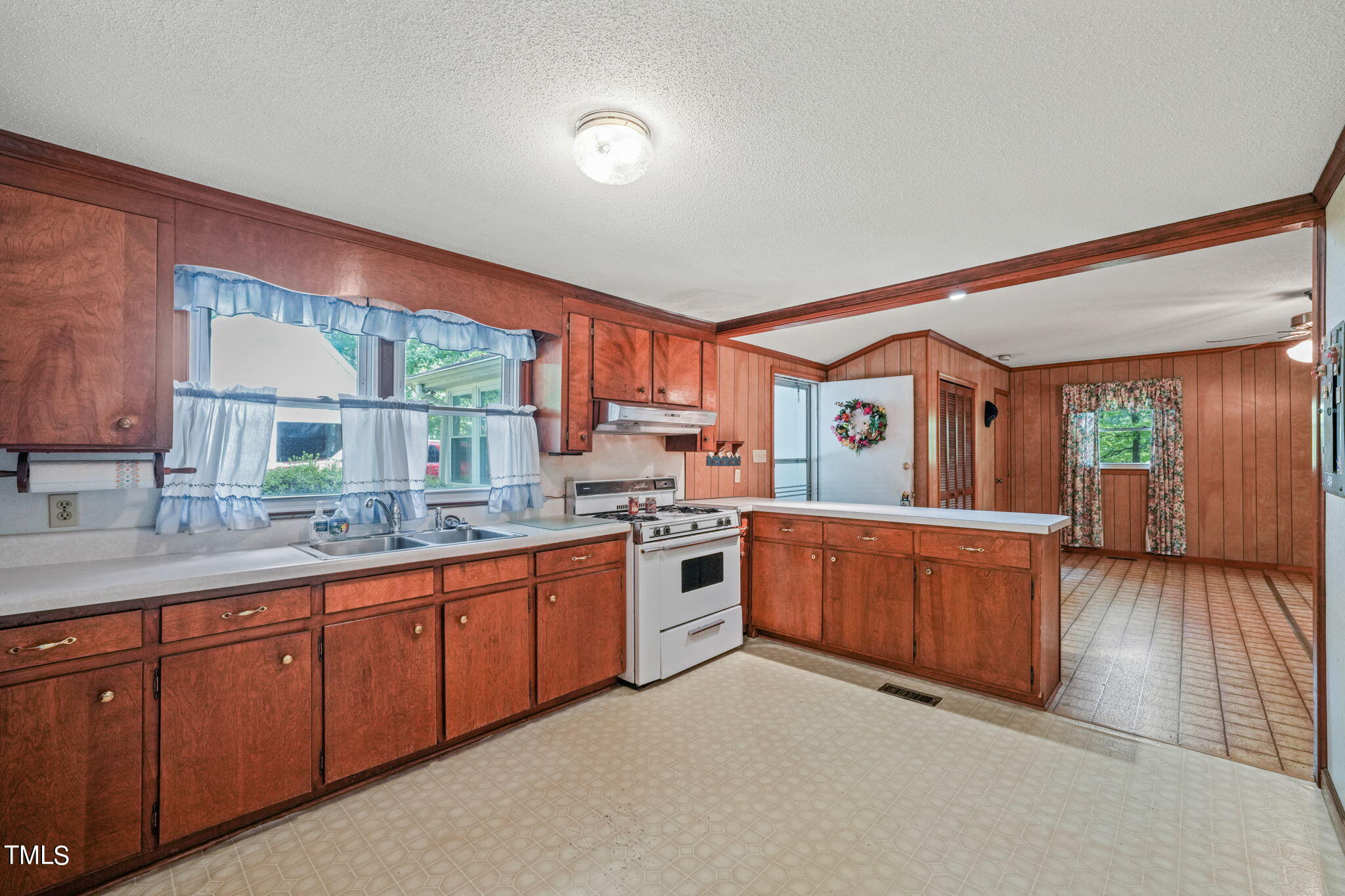 3015 Old Raleigh Road Property Photo 15