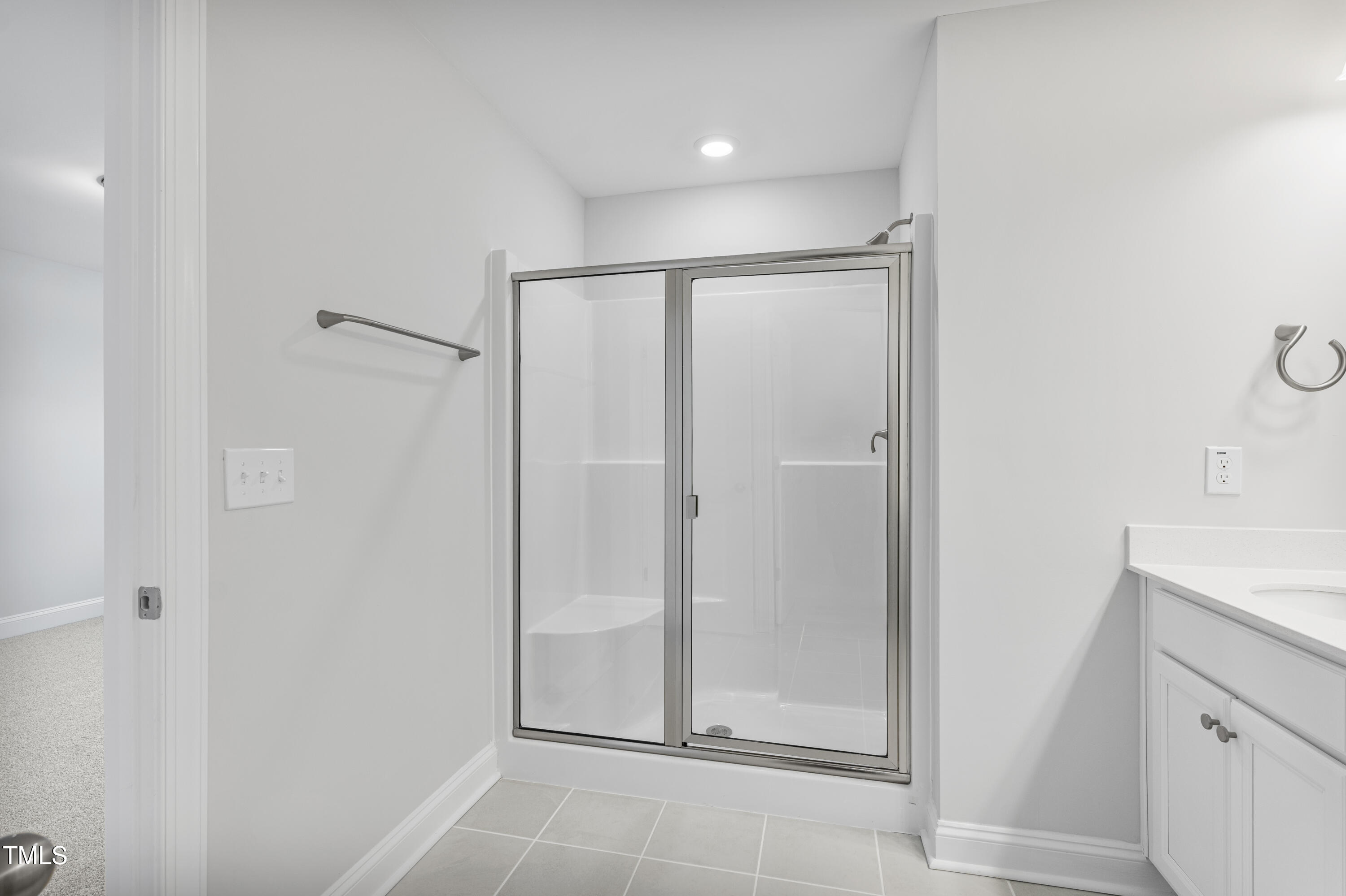 553 Eversden Drive Property Photo 19