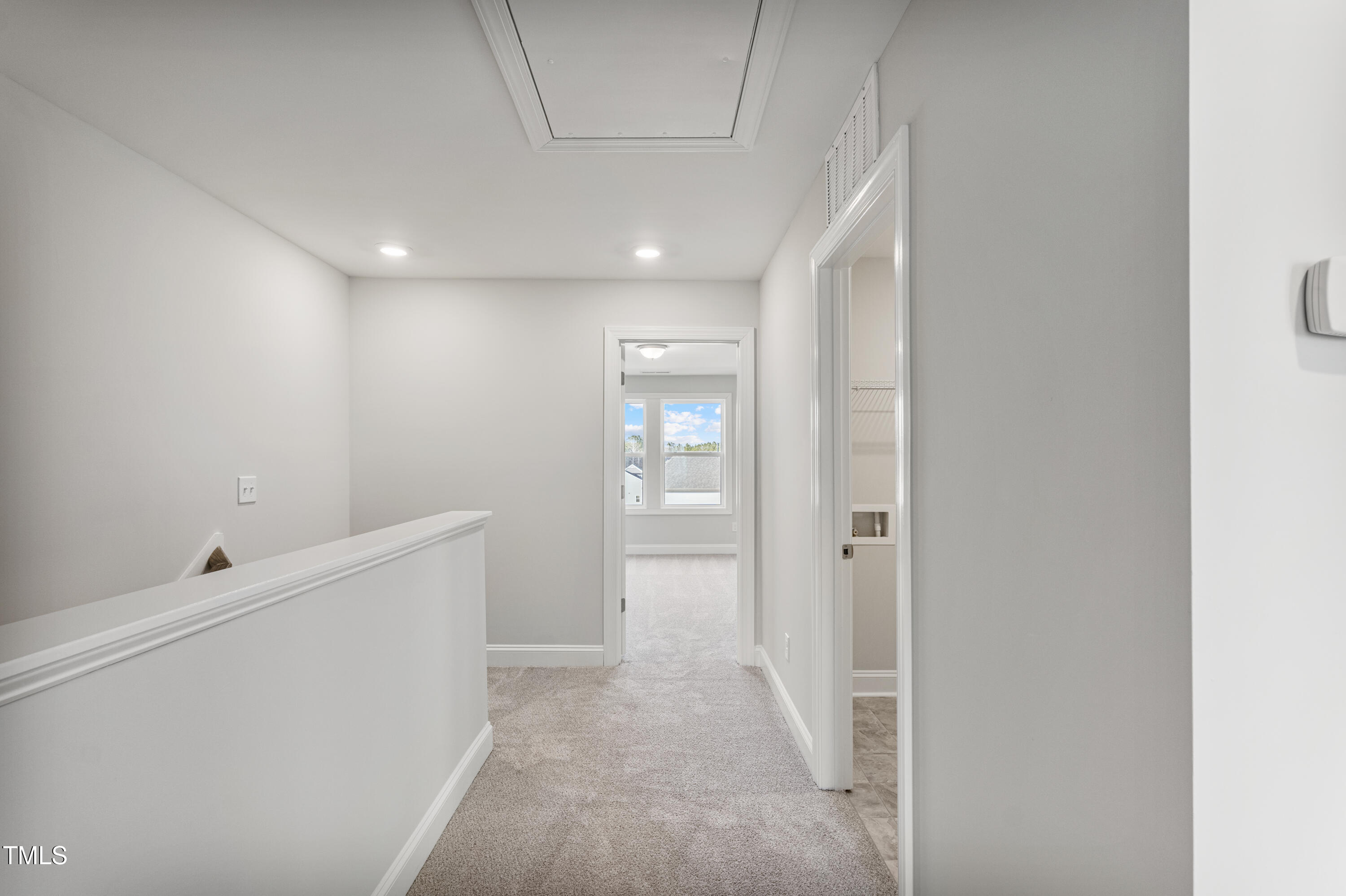 553 Eversden Drive Property Photo 20