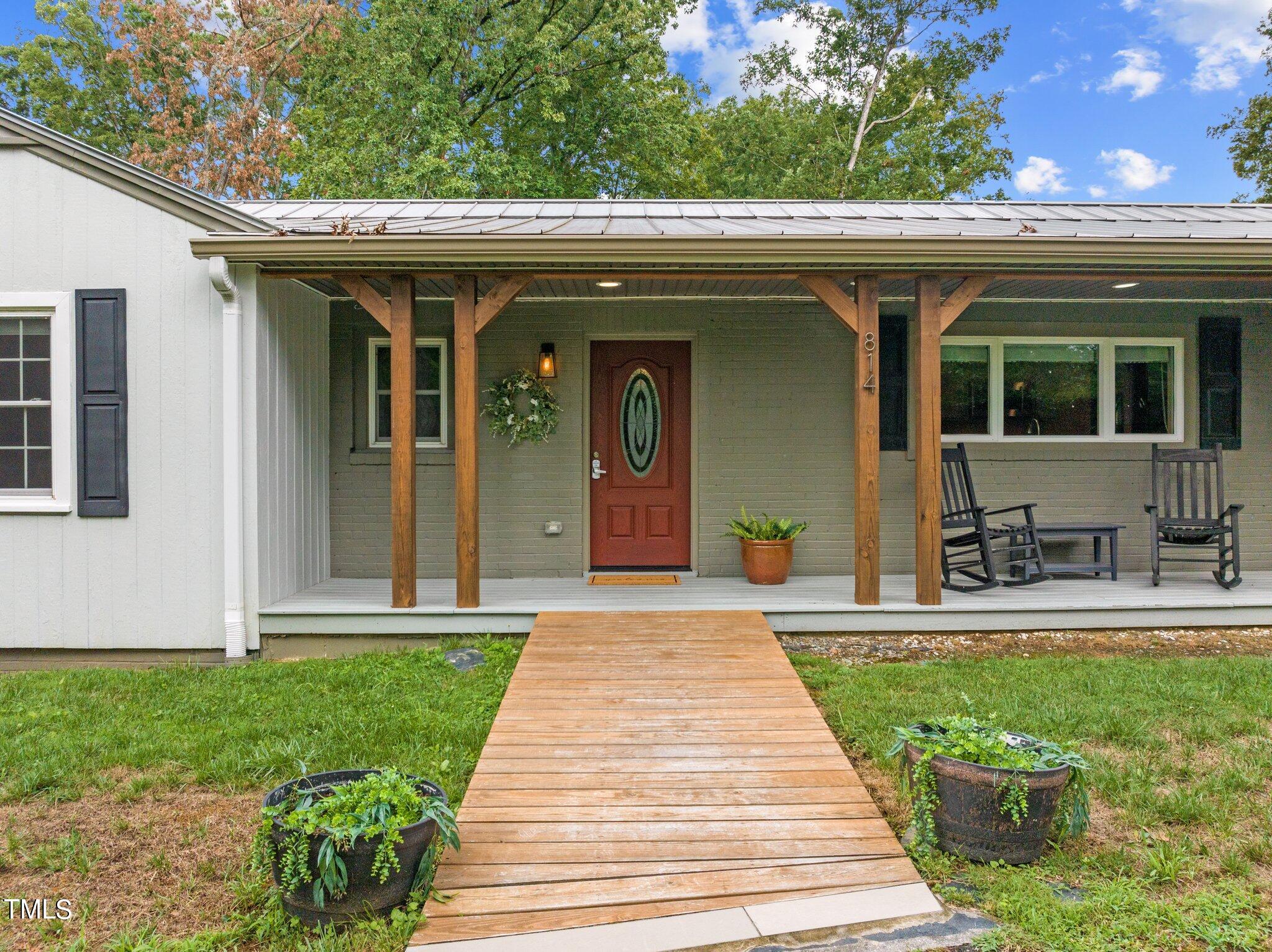 814 Christopher Road Property Photo 2
