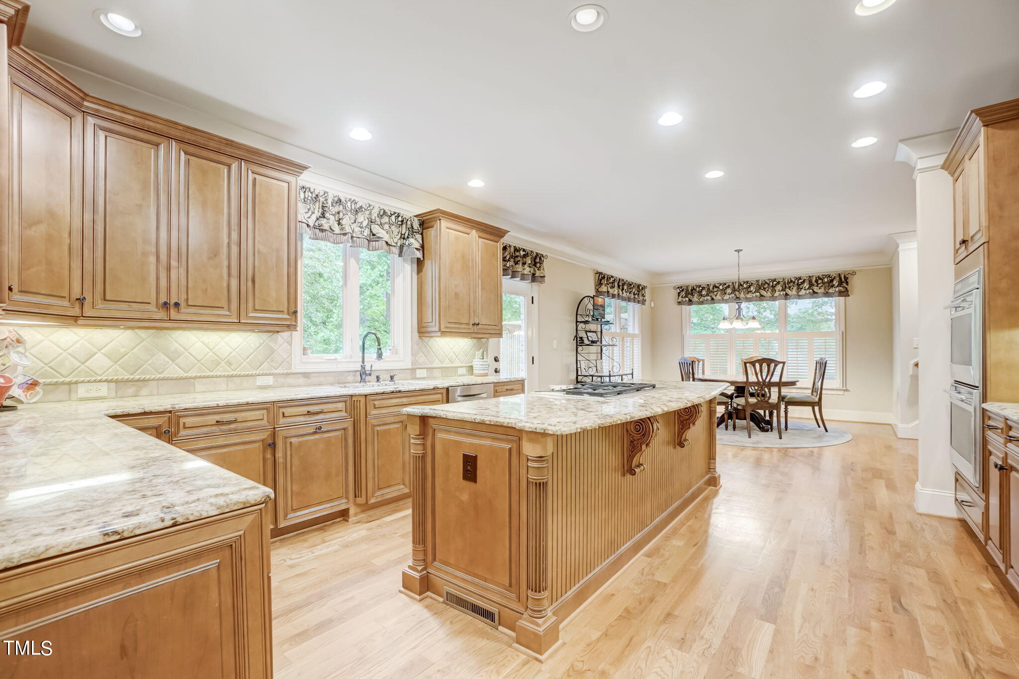 1300 Caistor Lane Property Photo 17