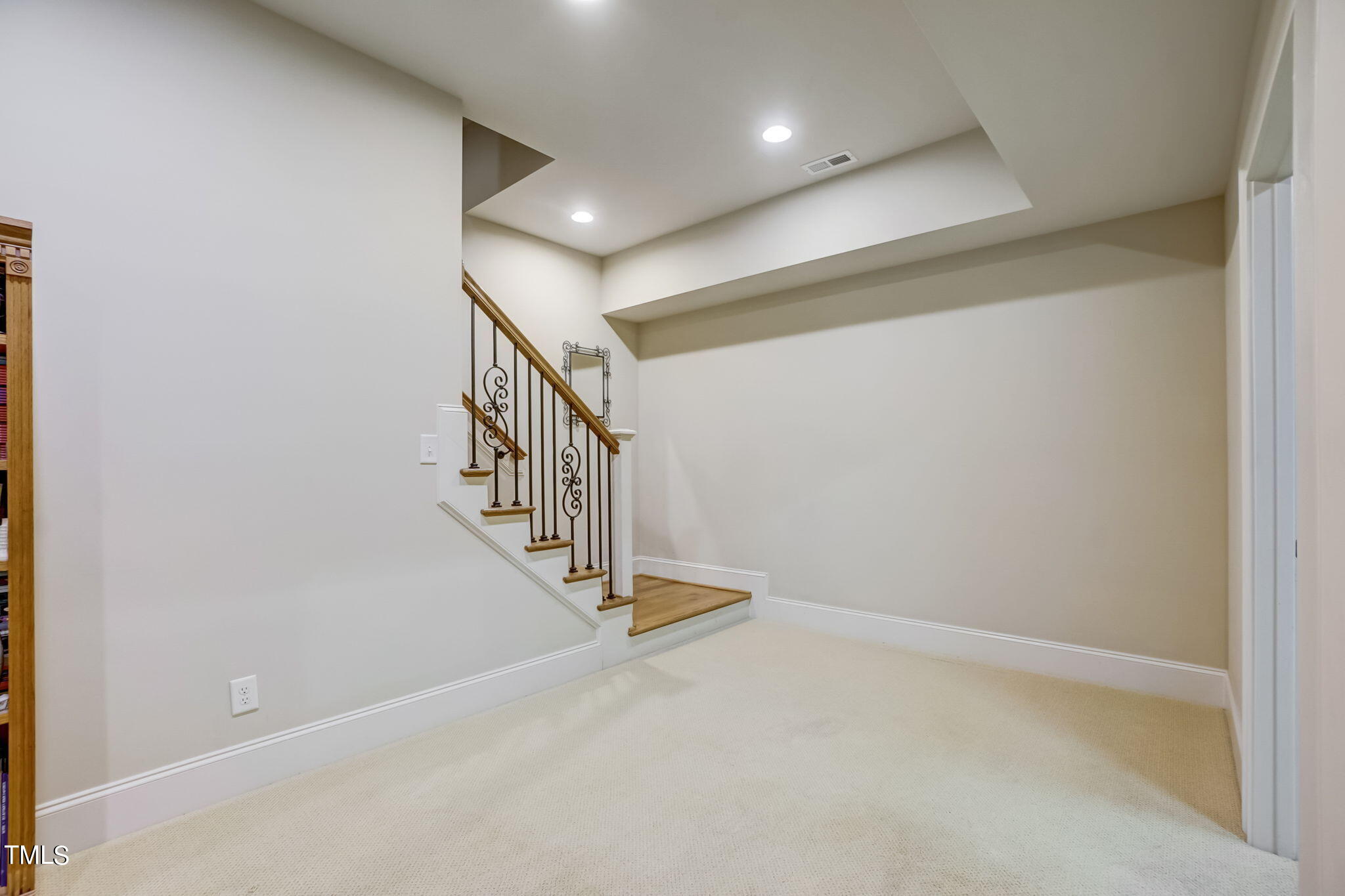 1300 Caistor Lane Property Photo 46