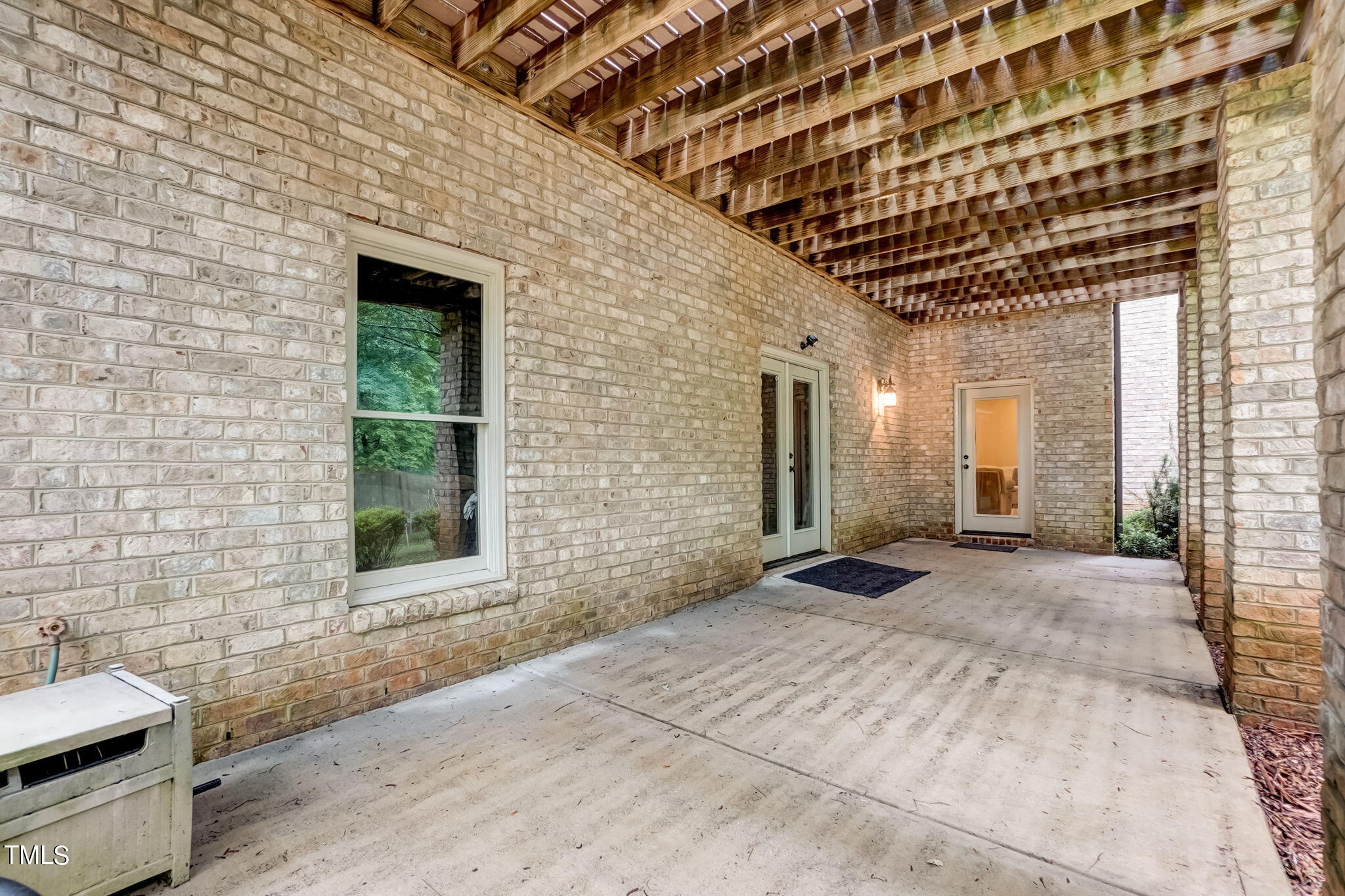 1300 Caistor Lane Property Photo 68