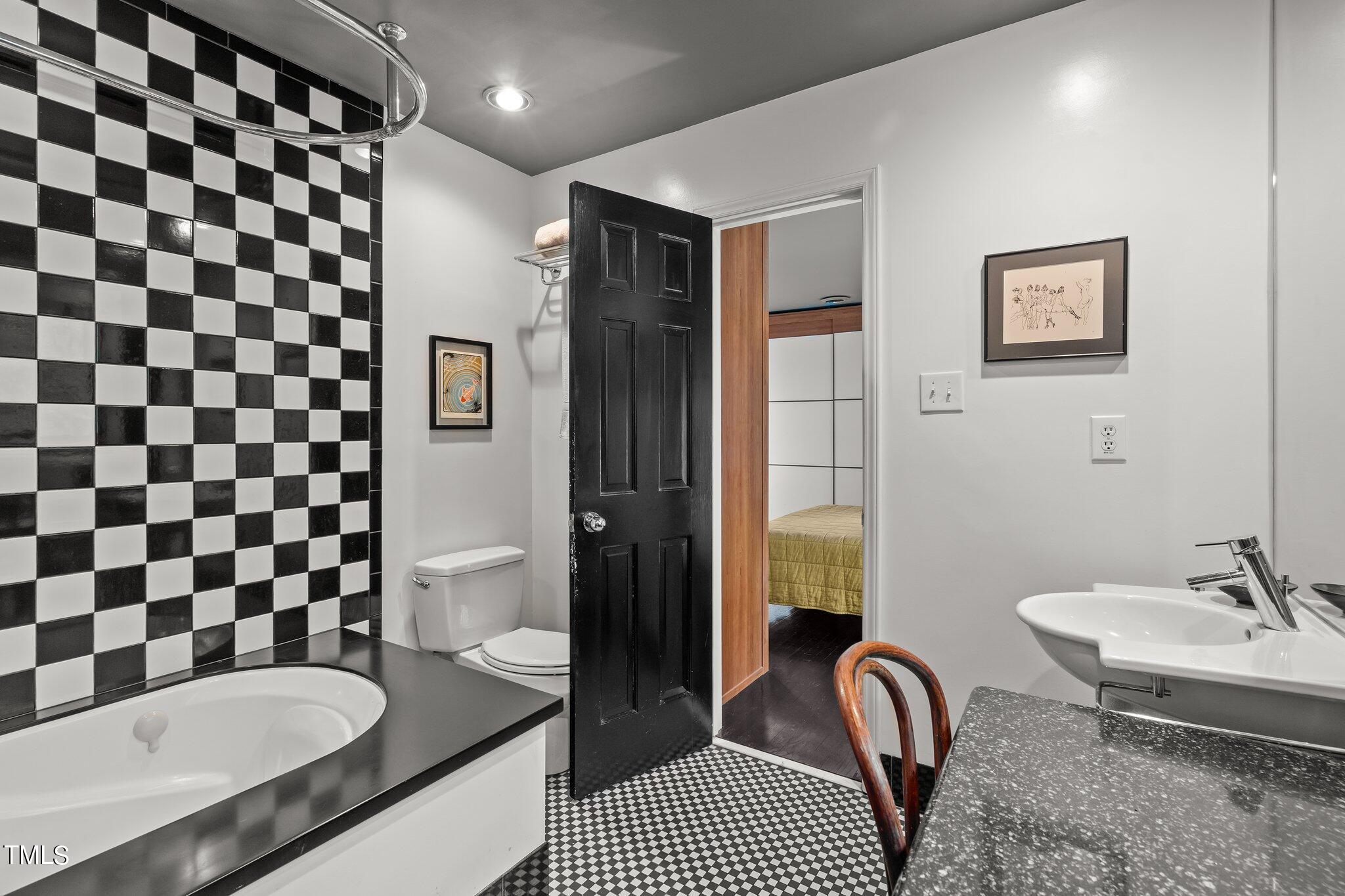 1201 Bancroft Street Property Photo 16