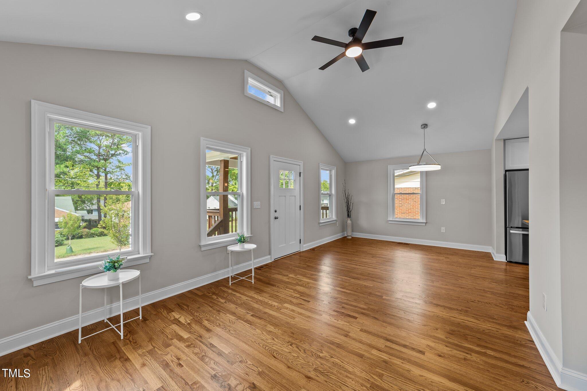605 Quarry Street Property Photo 5