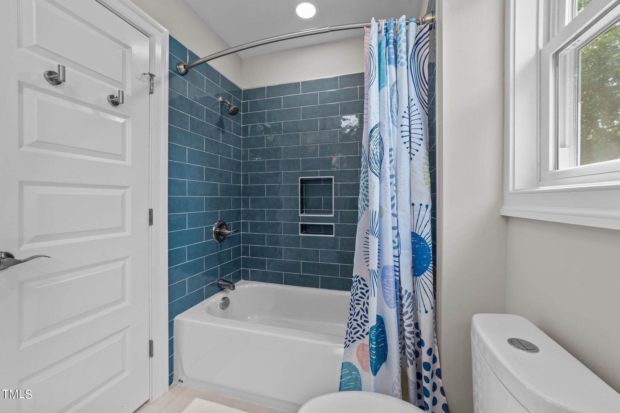605 Quarry Street Property Photo 16