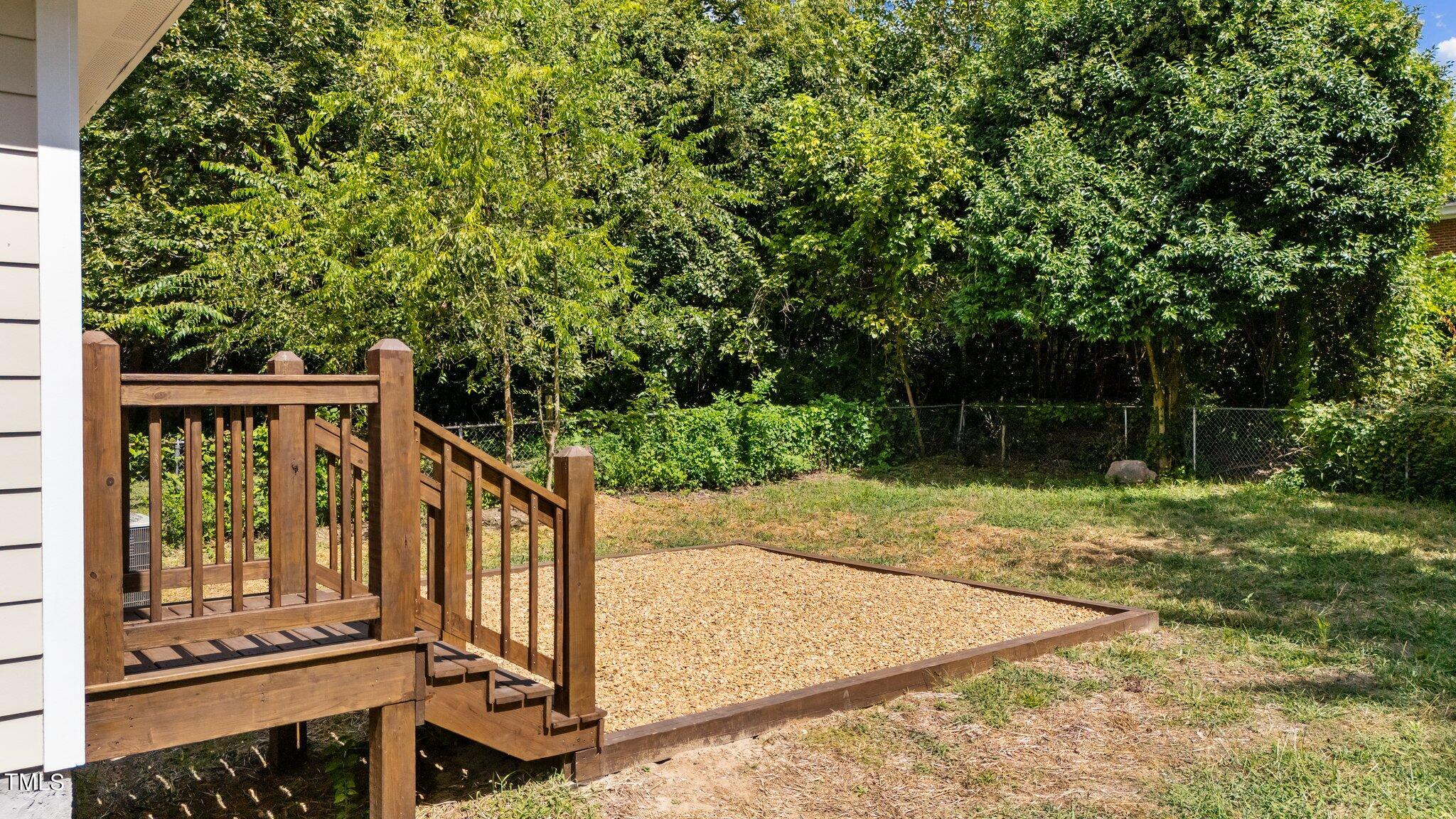 605 Quarry Street Property Photo 49