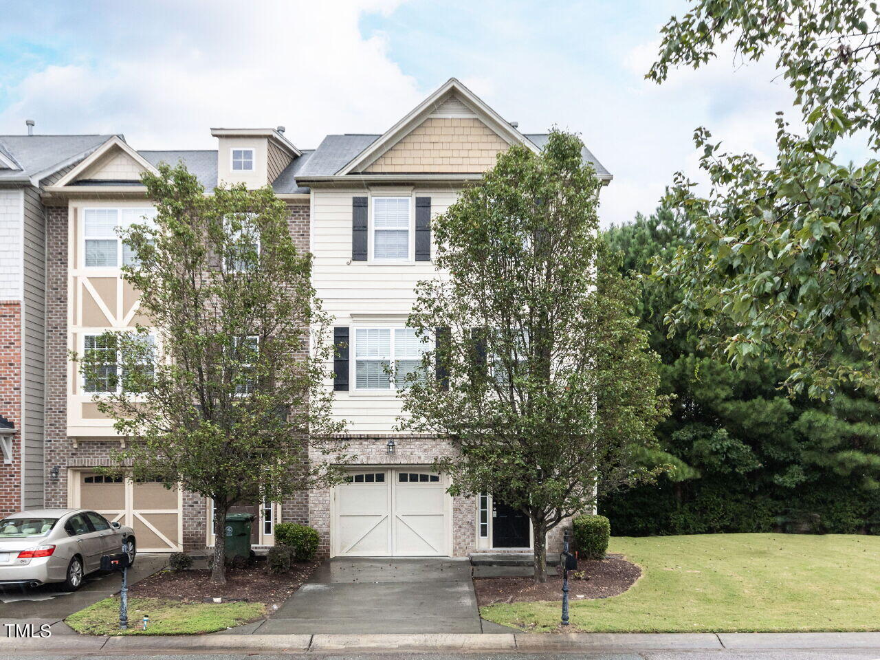 202 Linden Park Lane Property Photo 1
