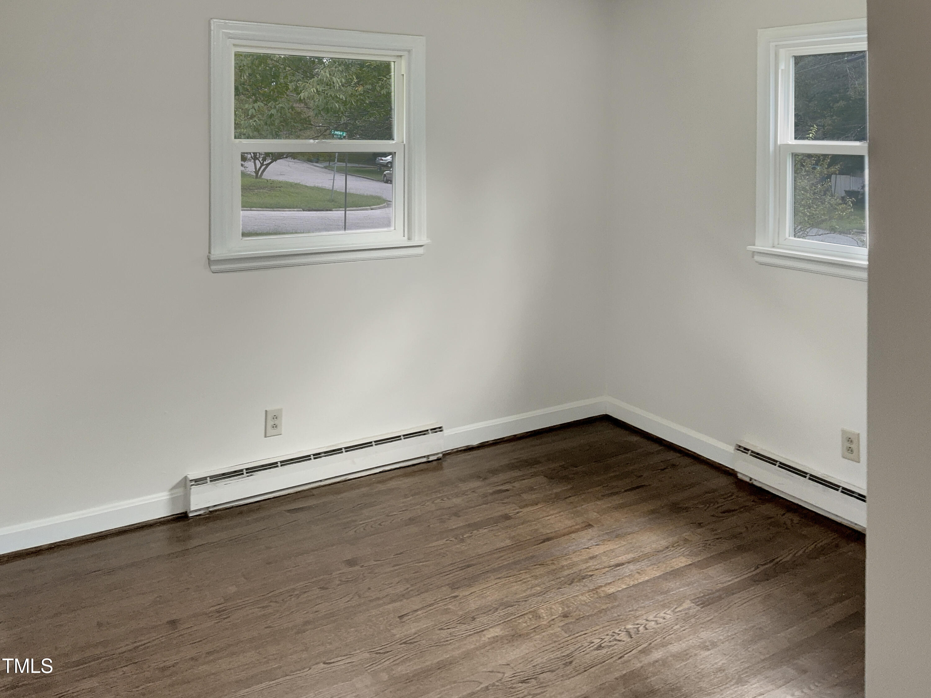 214 S Joyland Street Property Photo 5