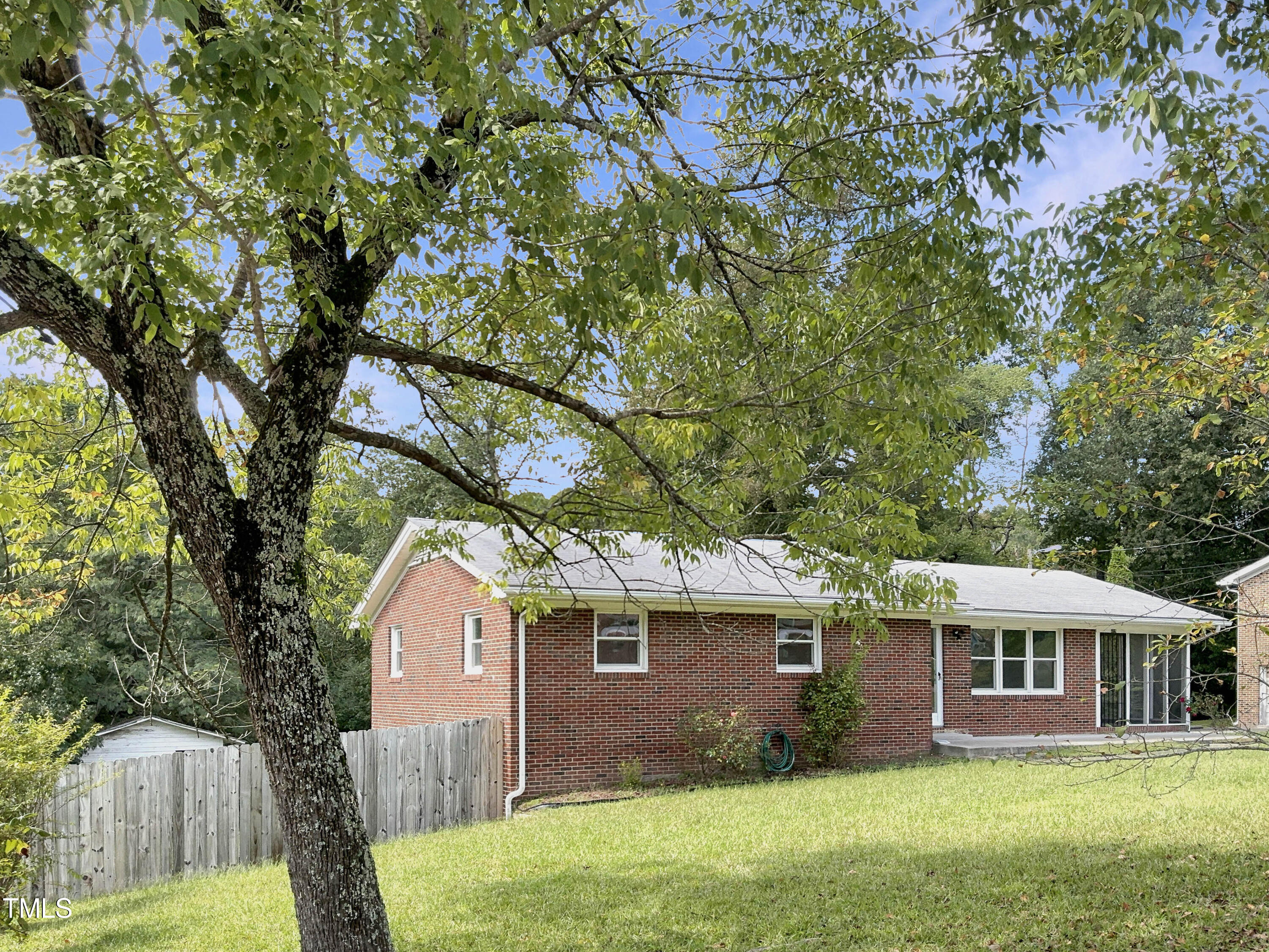 214 S Joyland Street Property Photo 9