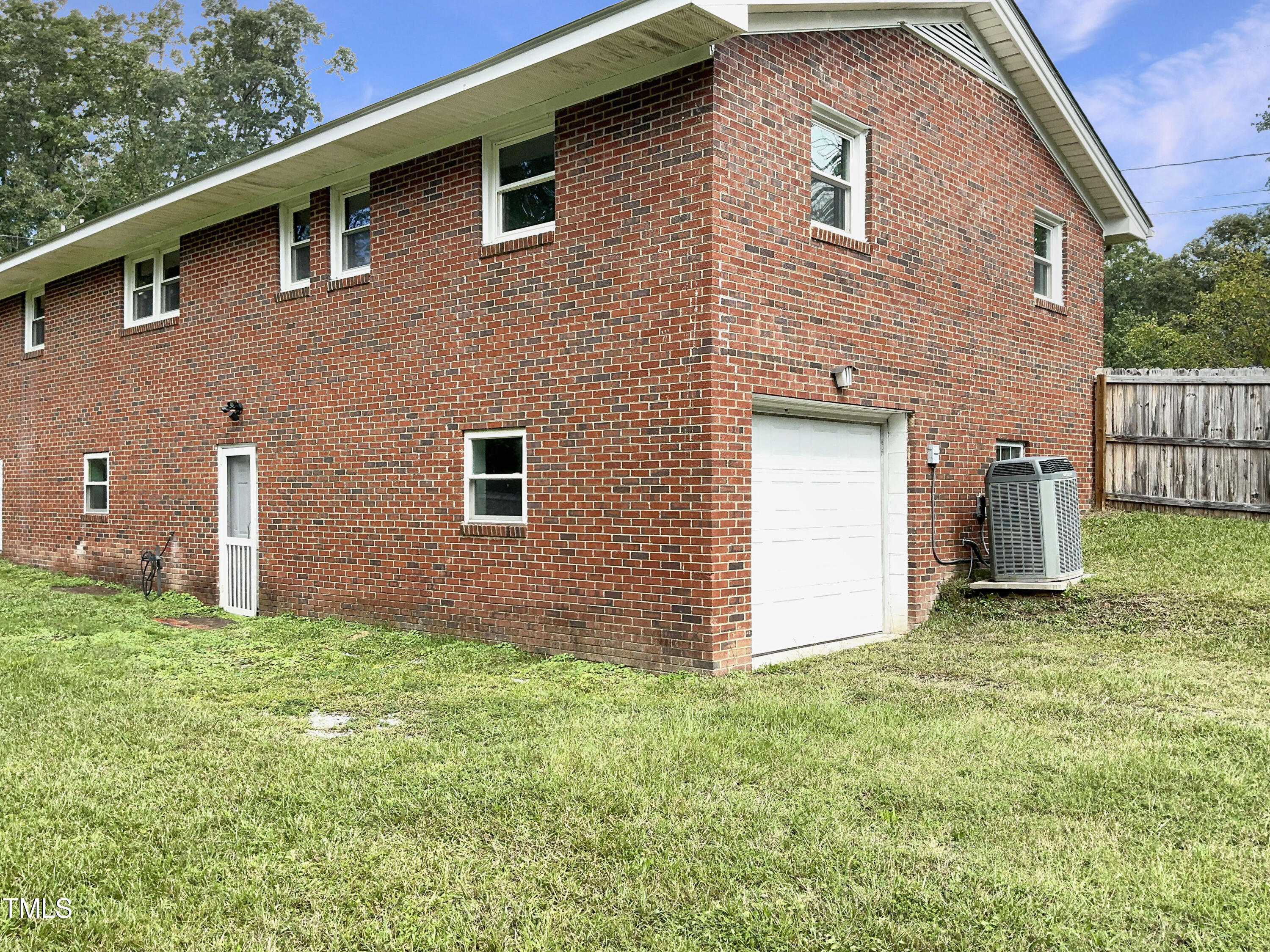 214 S Joyland Street Property Photo 27