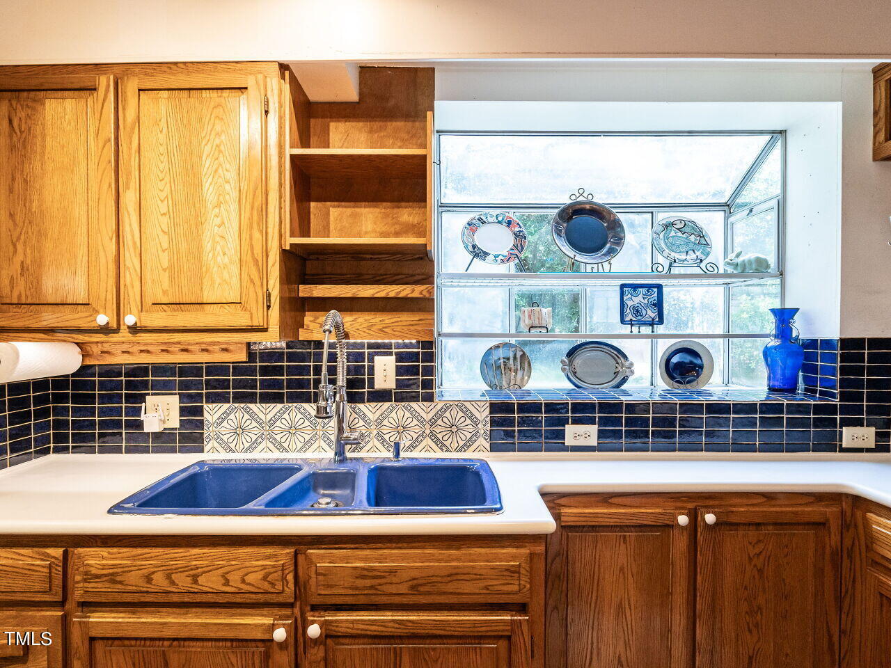 2501 Kenmore Drive Property Photo 25