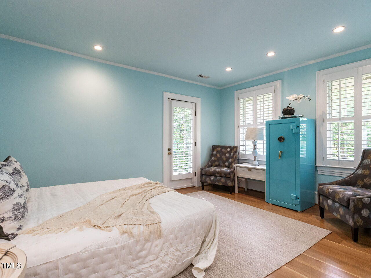 2501 Kenmore Drive Property Photo 28