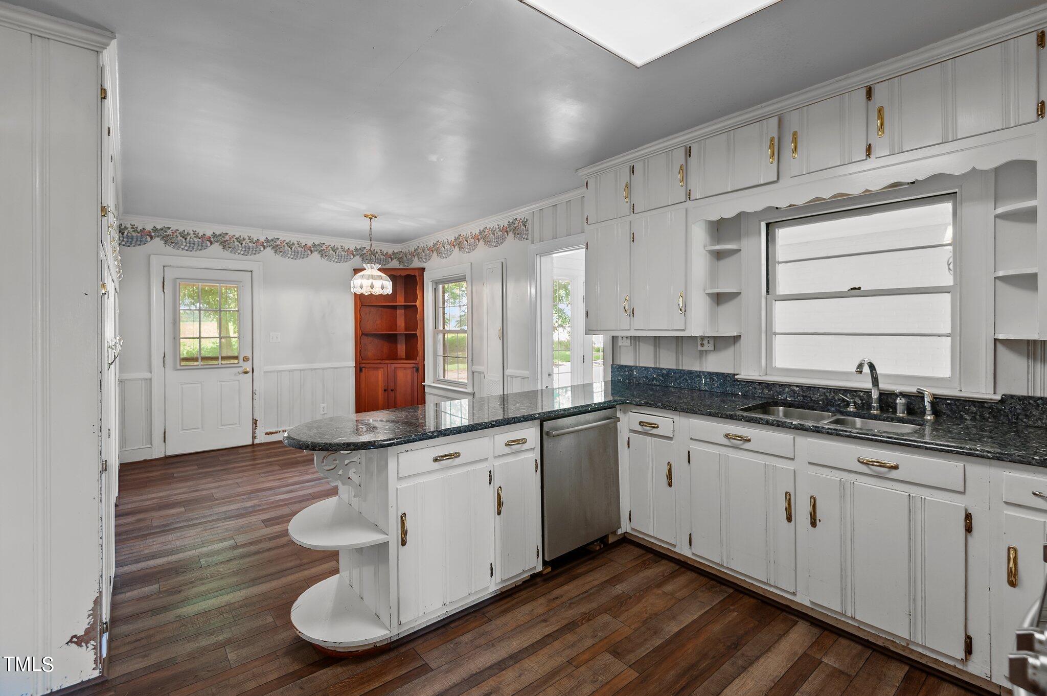 319 N Wilson Street Property Photo 14