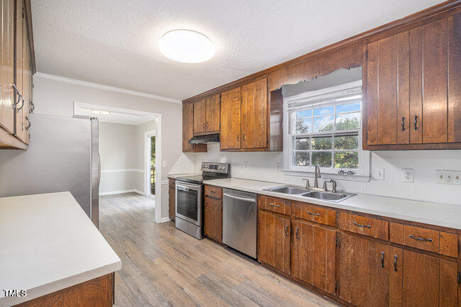 6505 N Roxboro Road Property Photo 12