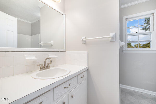 6505 N Roxboro Road Property Photo 18