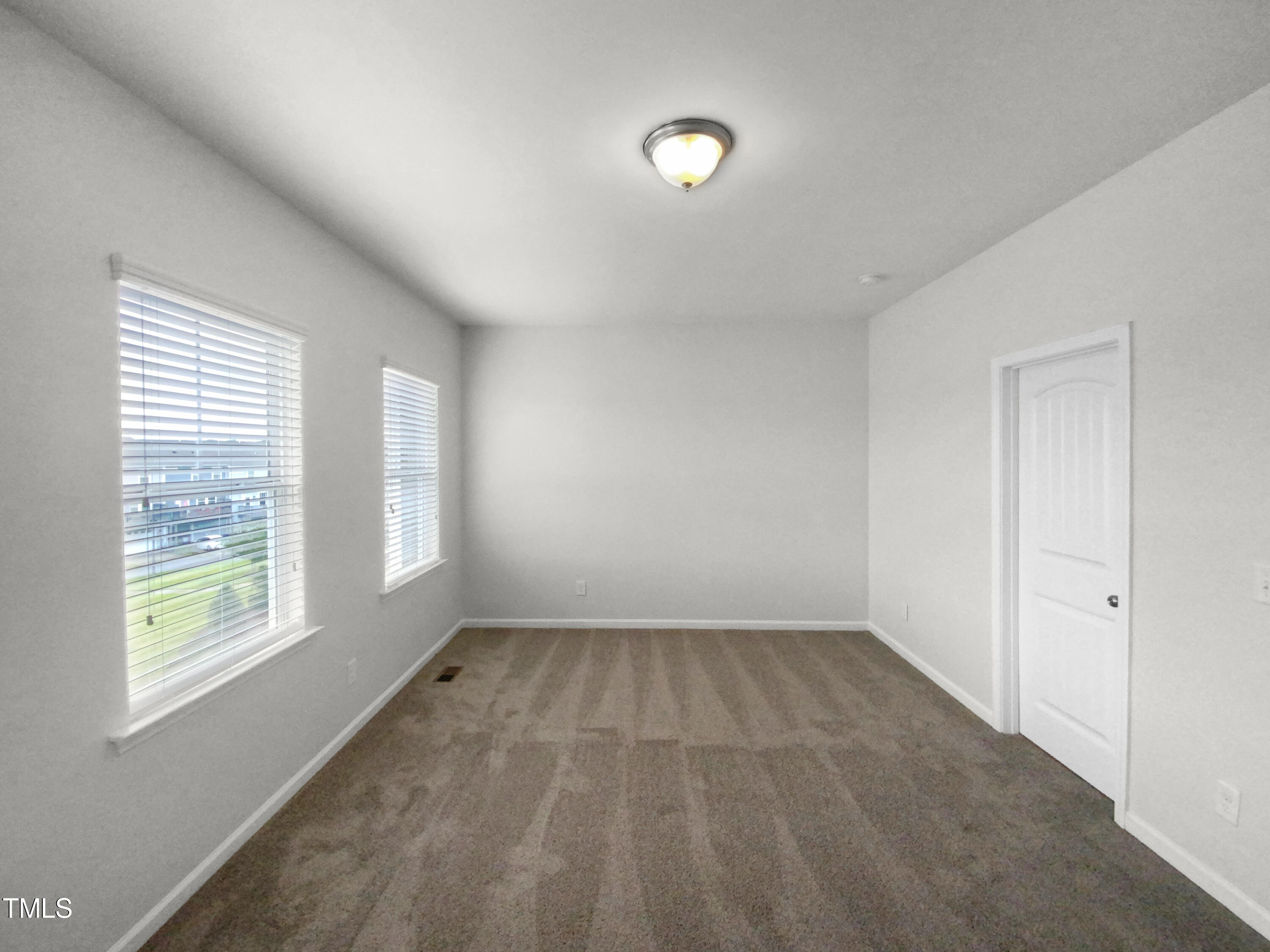 6631 Perry Creek Road Property Photo 3