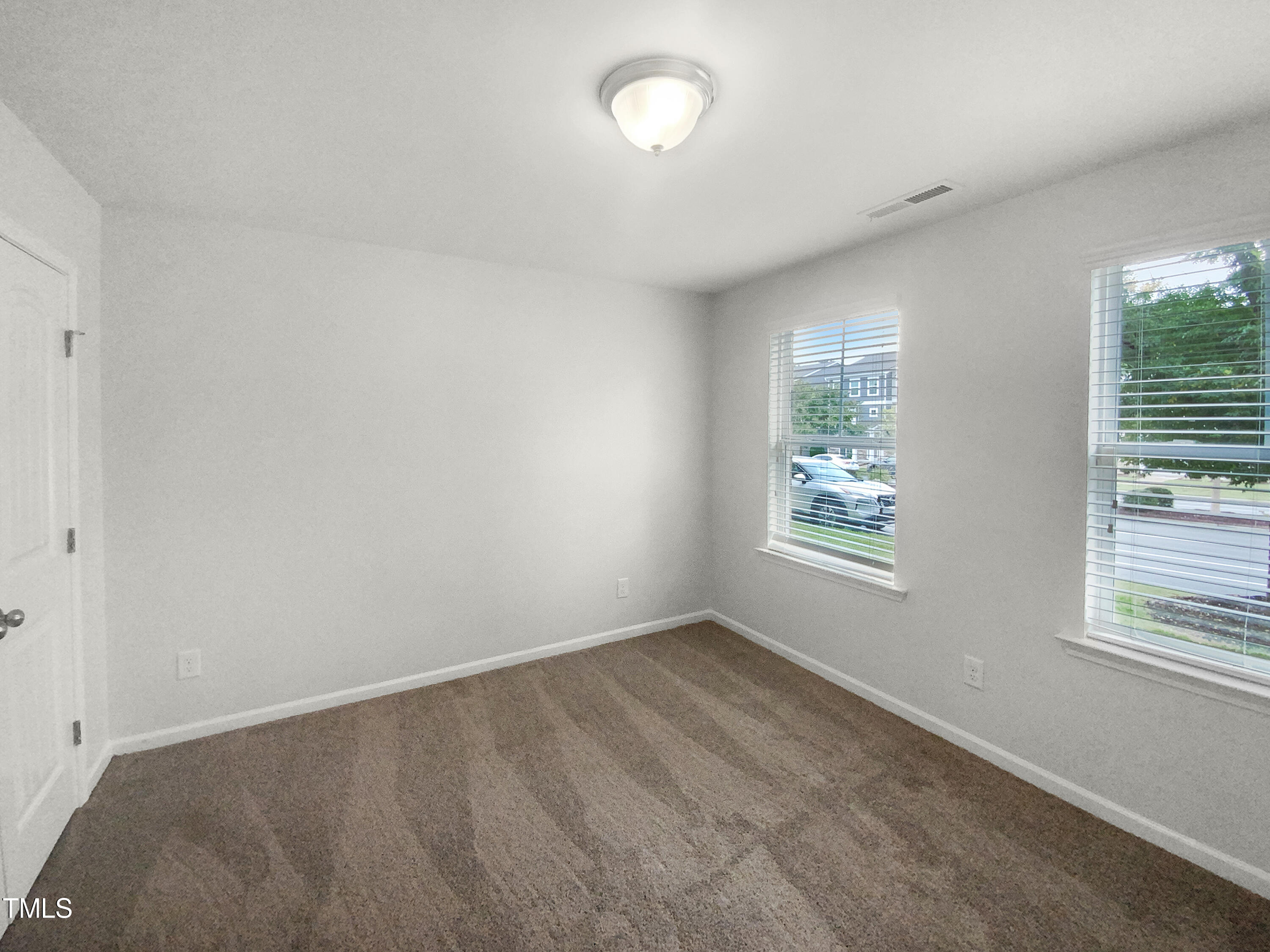 6631 Perry Creek Road Property Photo 7