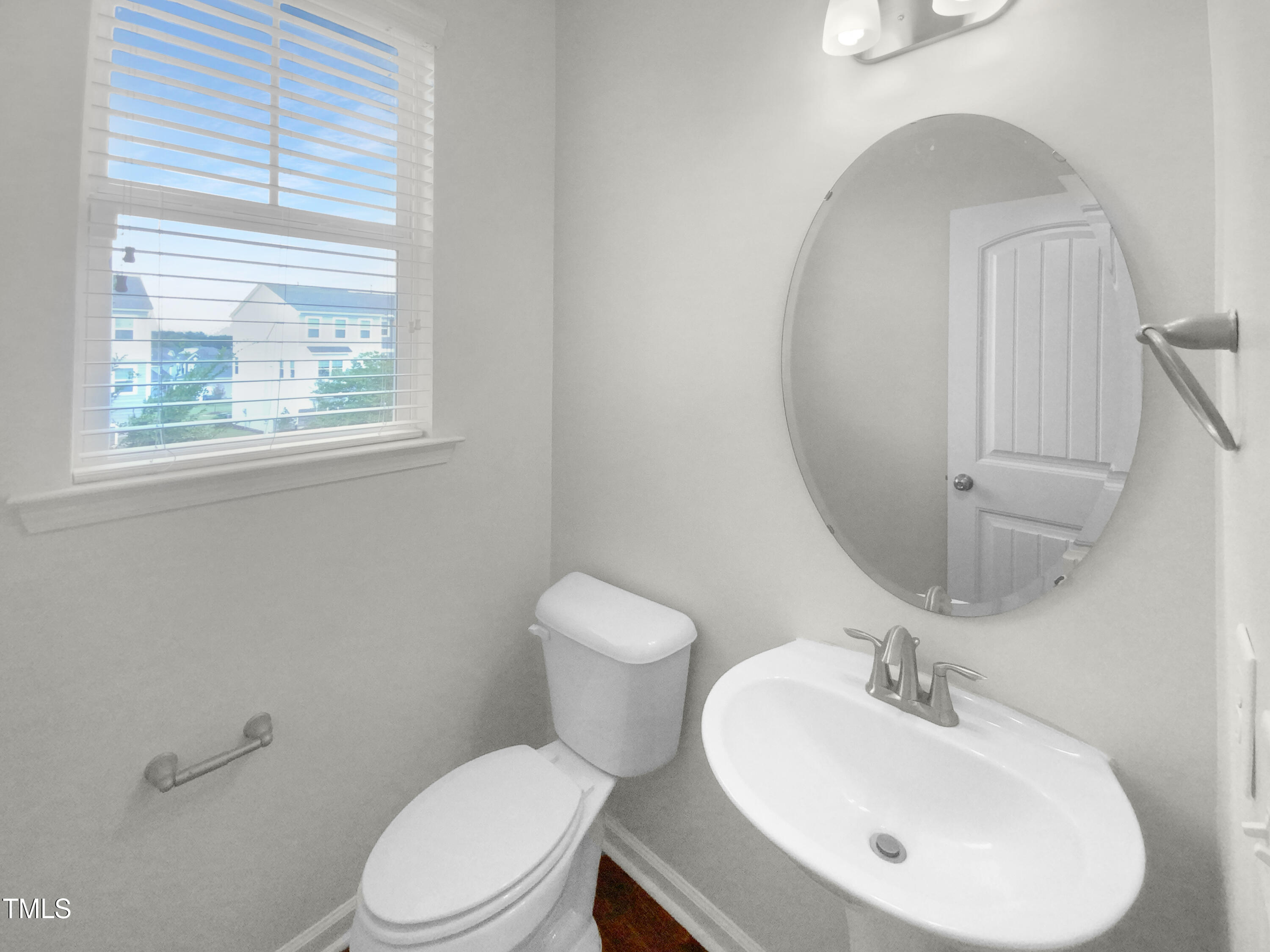 6631 Perry Creek Road Property Photo 12