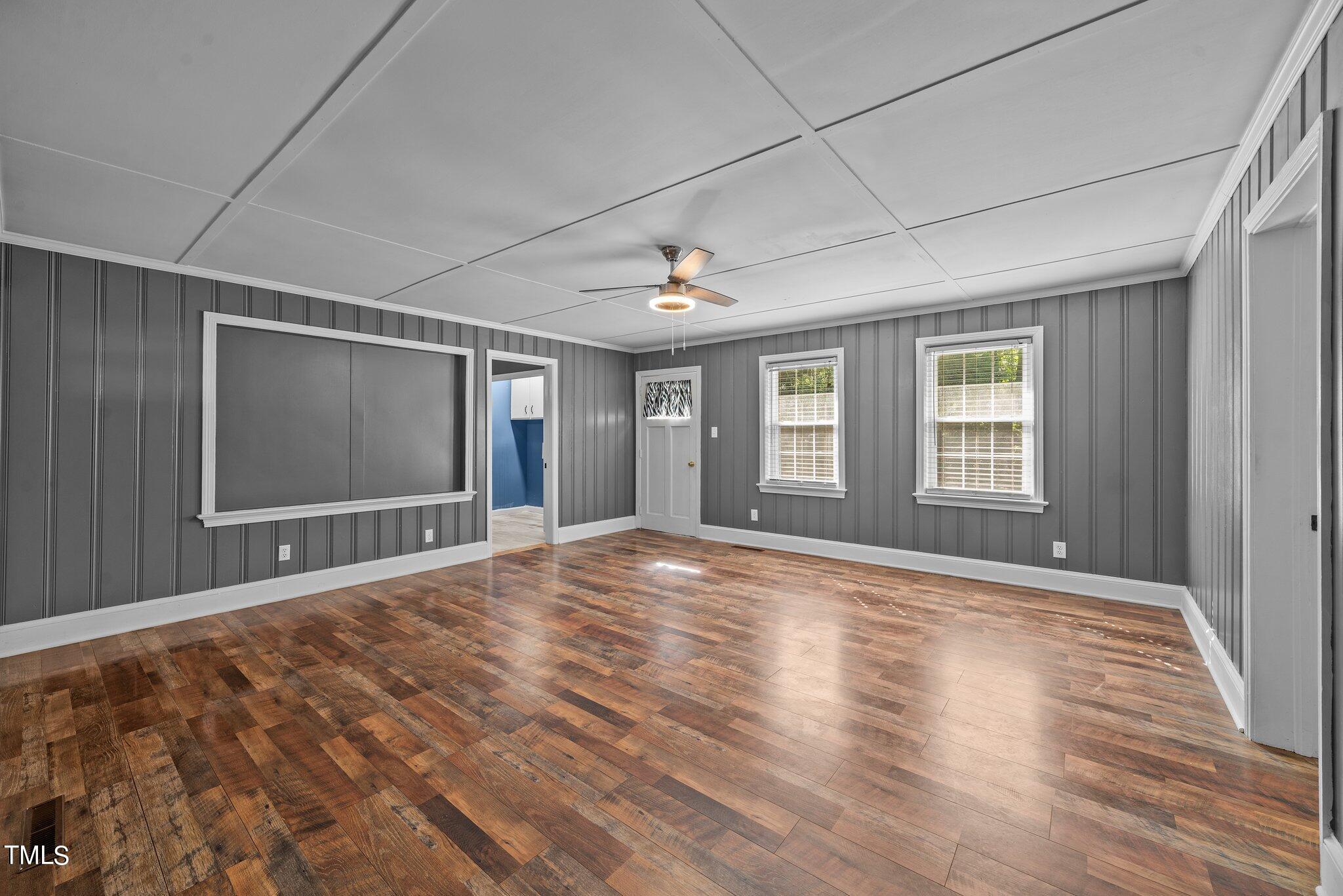 105 Circle Drive Property Photo 6