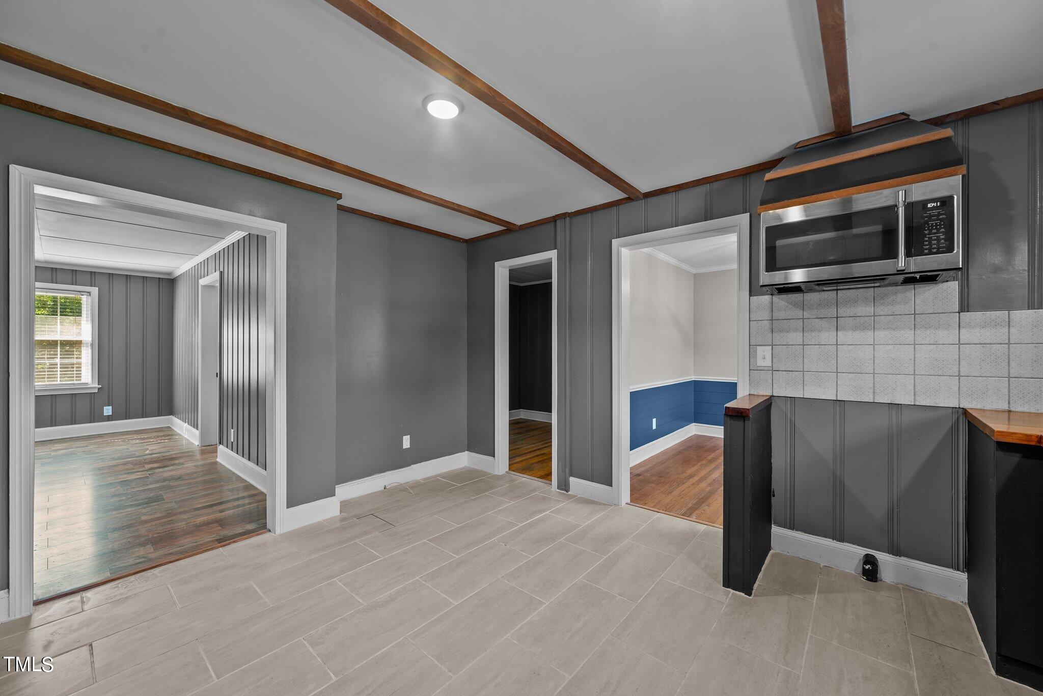 105 Circle Drive Property Photo 14