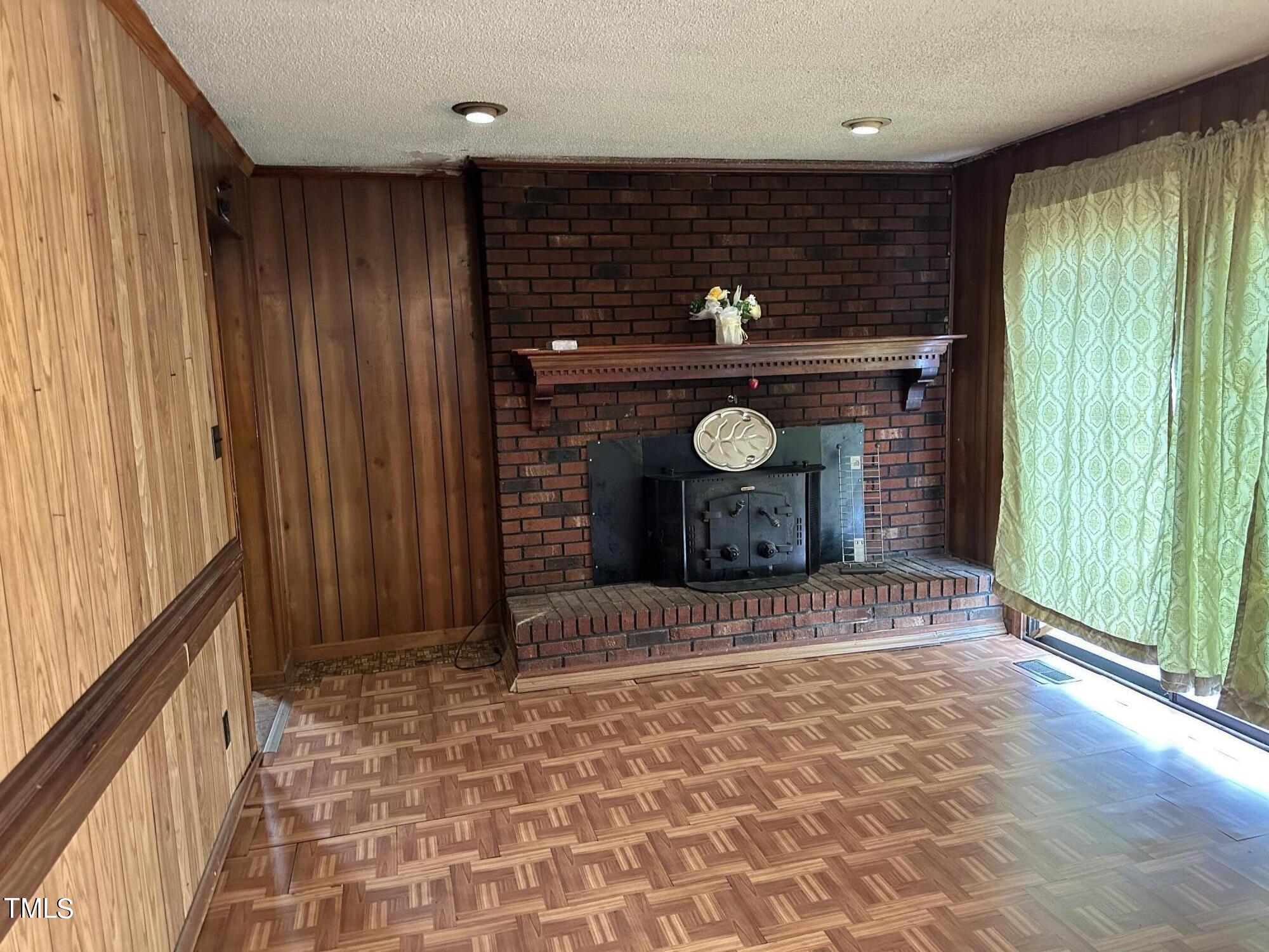 328 Shawnee Drive Property Photo 9