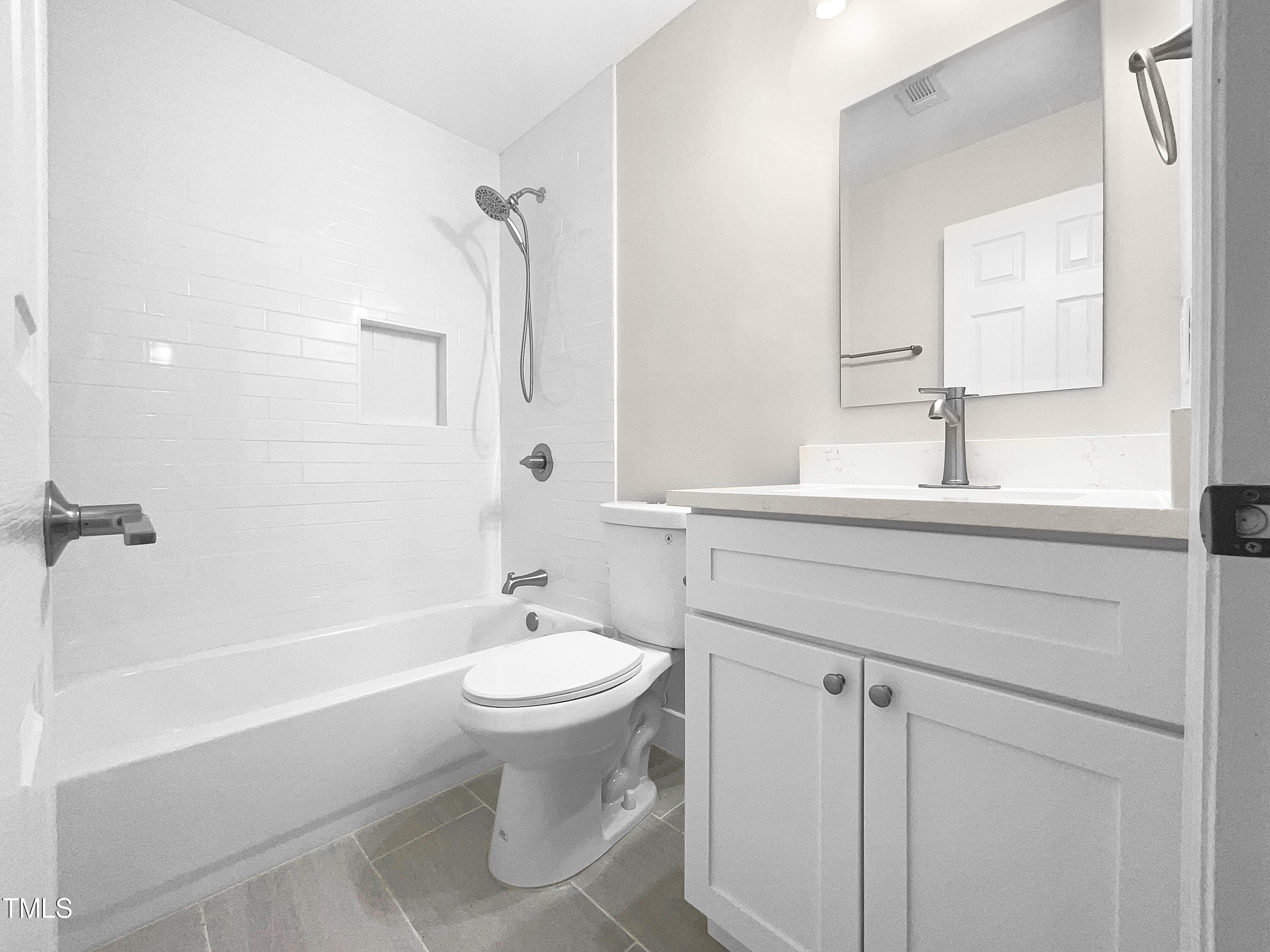 2200 Wild Apple Court Property Photo 5
