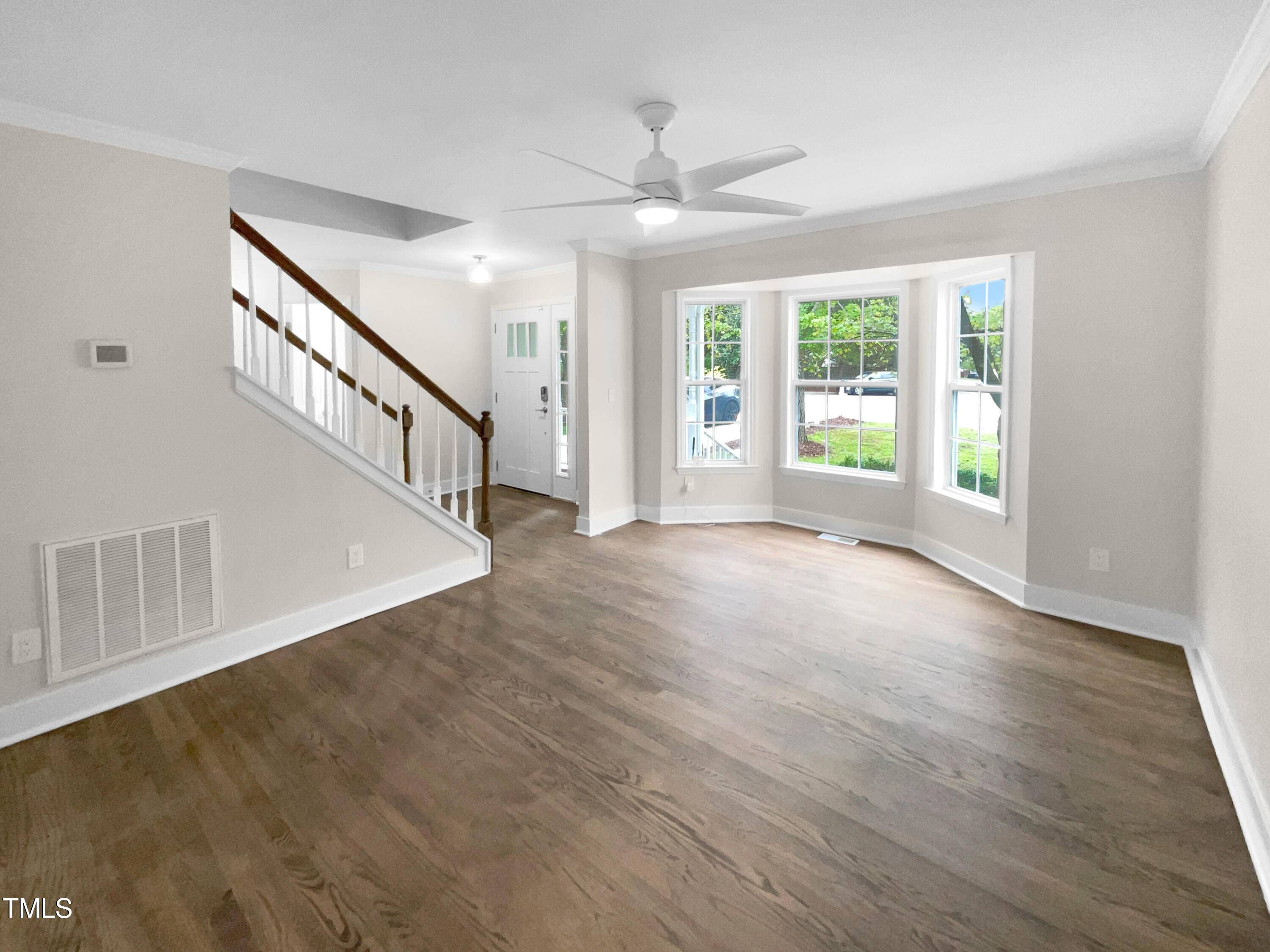 2200 Wild Apple Court Property Photo 8