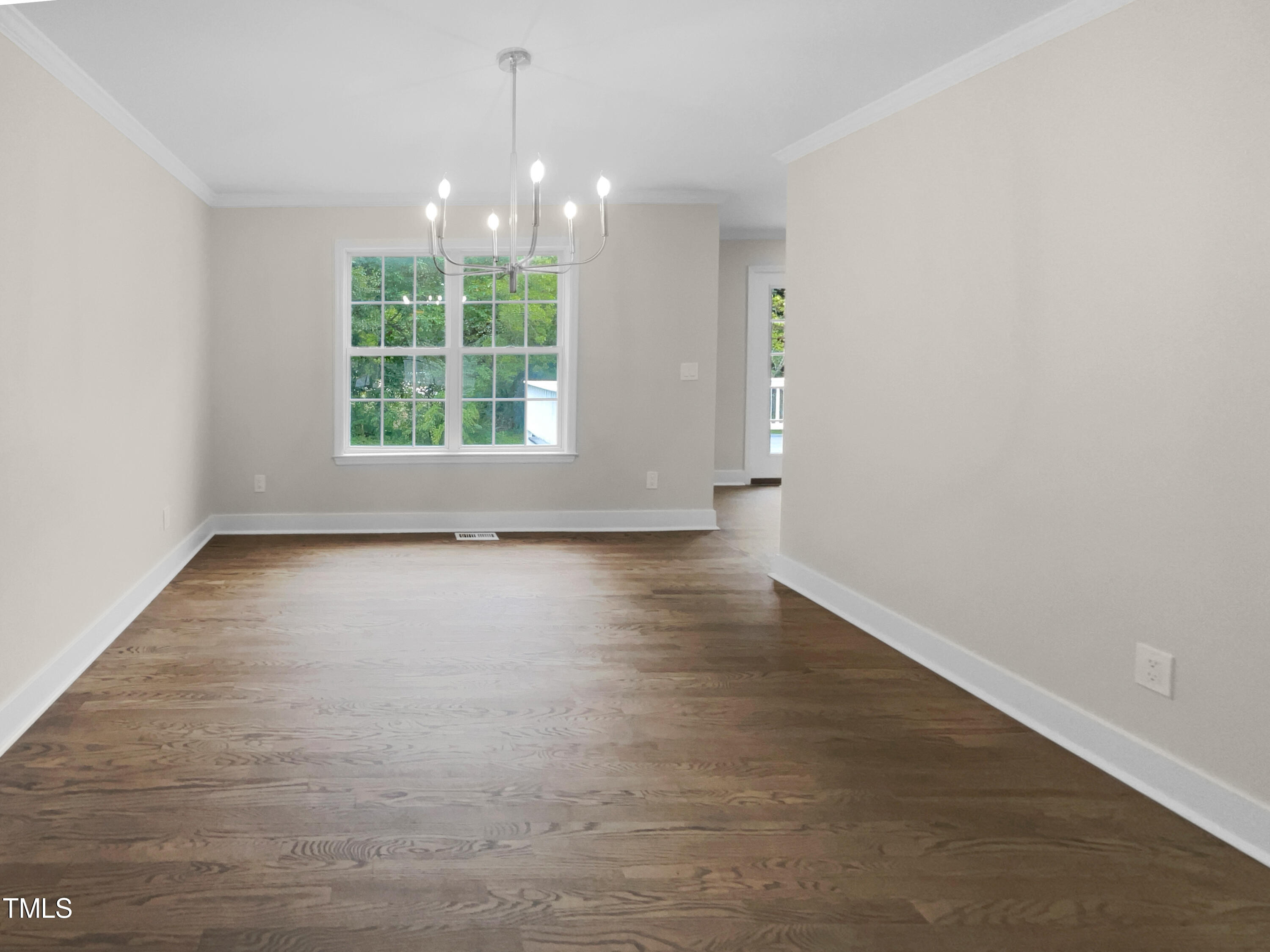 2200 Wild Apple Court Property Photo 9