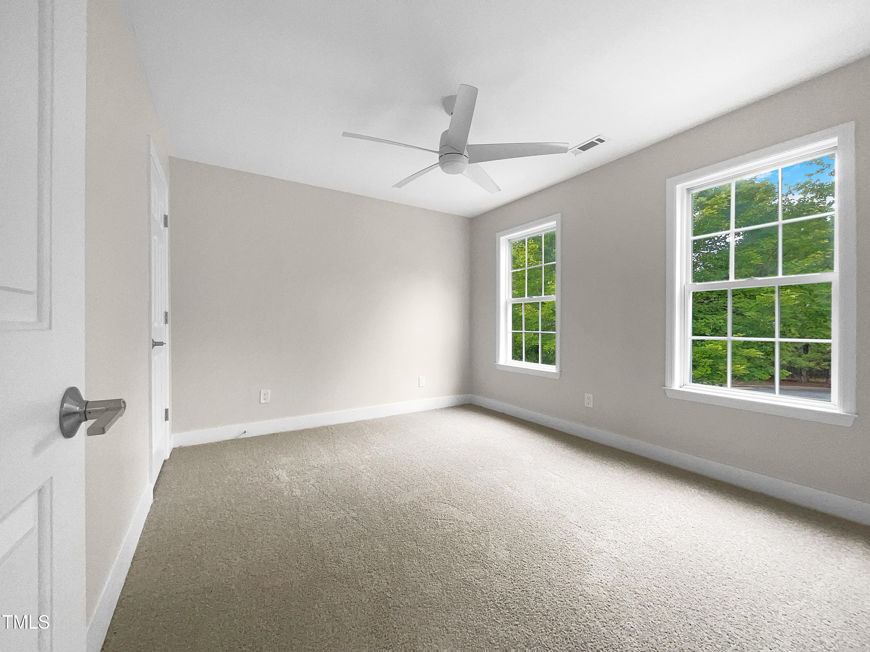 2200 Wild Apple Court Property Photo 13