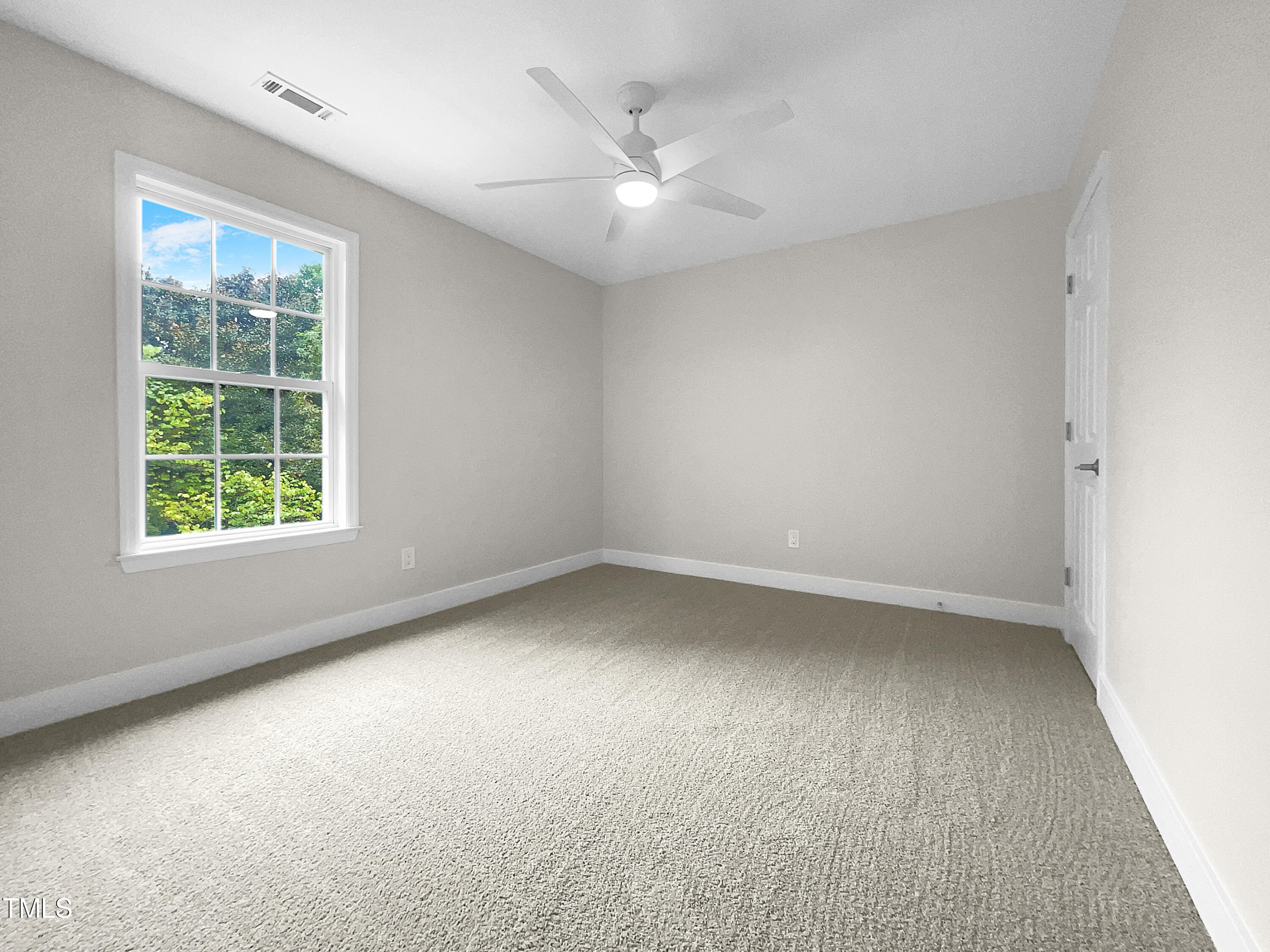 2200 Wild Apple Court Property Photo 15