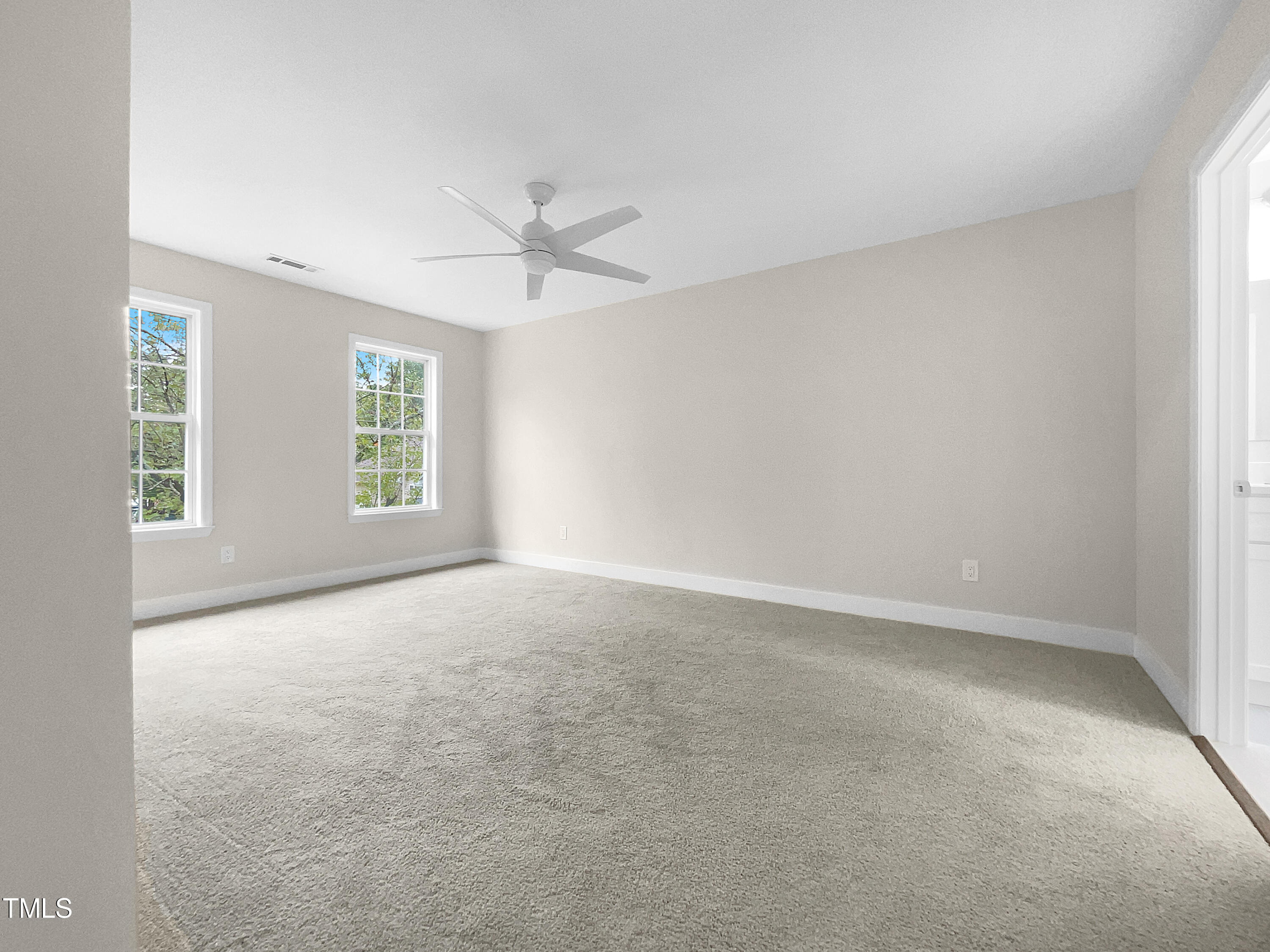 2200 Wild Apple Court Property Photo 18