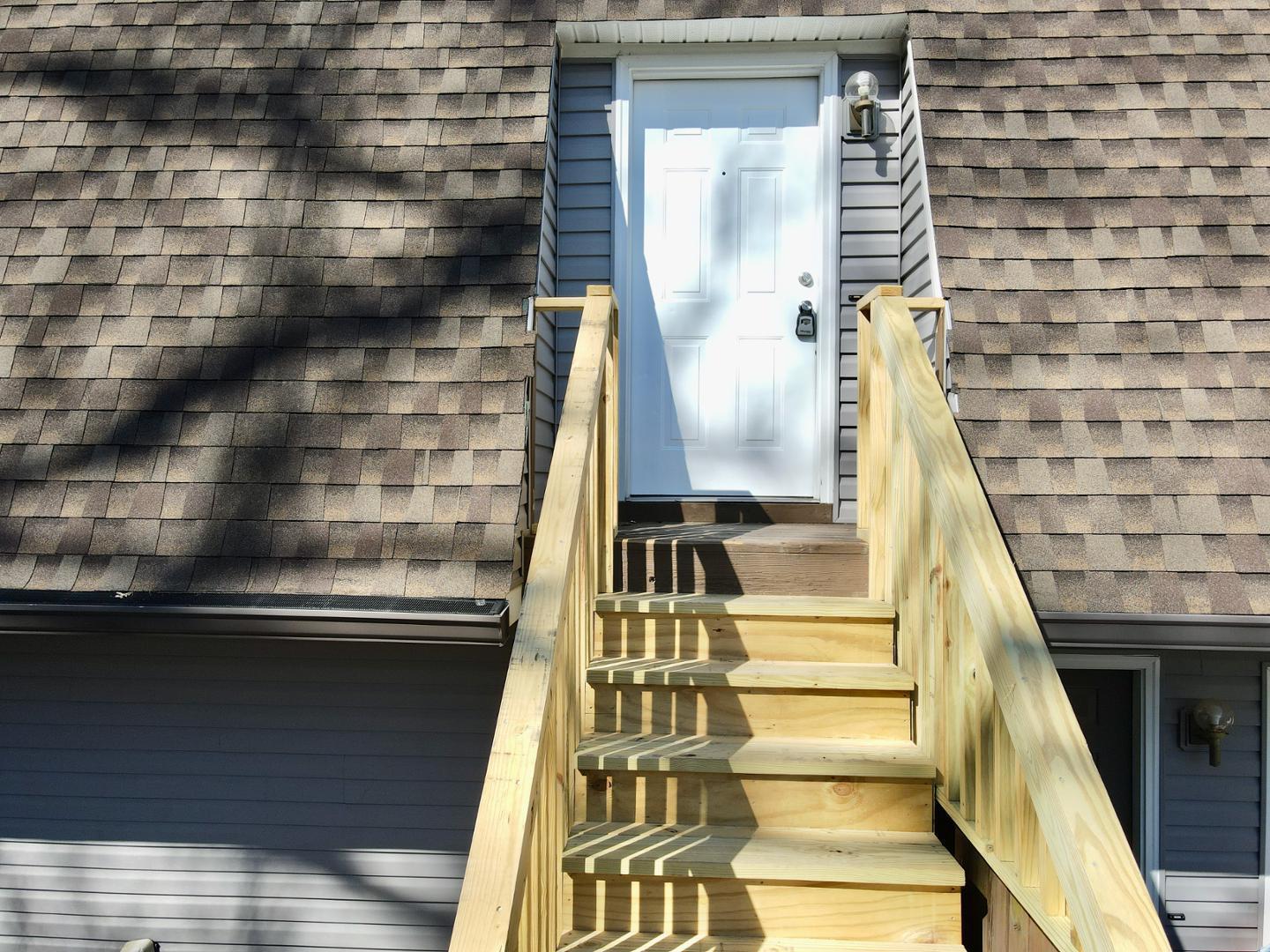 207 Summerwalk Circle Property Photo 3