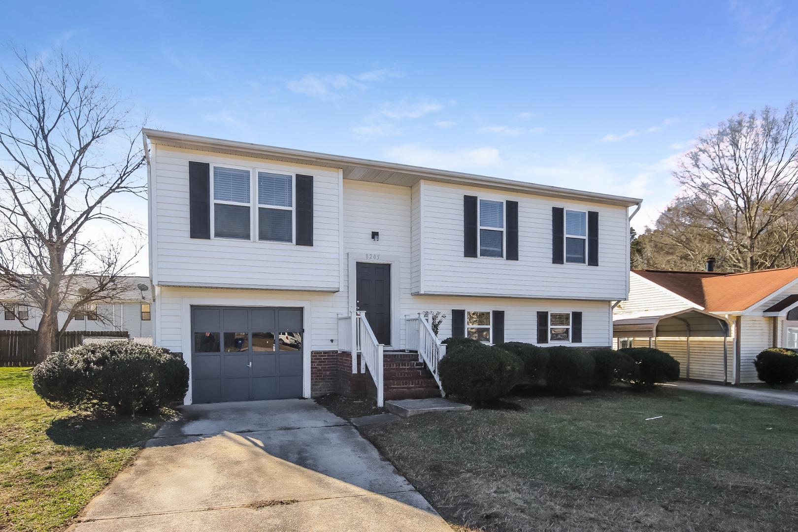 8205 Wynewood Court Property Photo 1