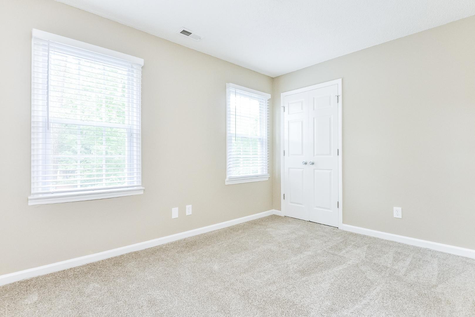 501 Hunters Ridge Drive Property Photo 11