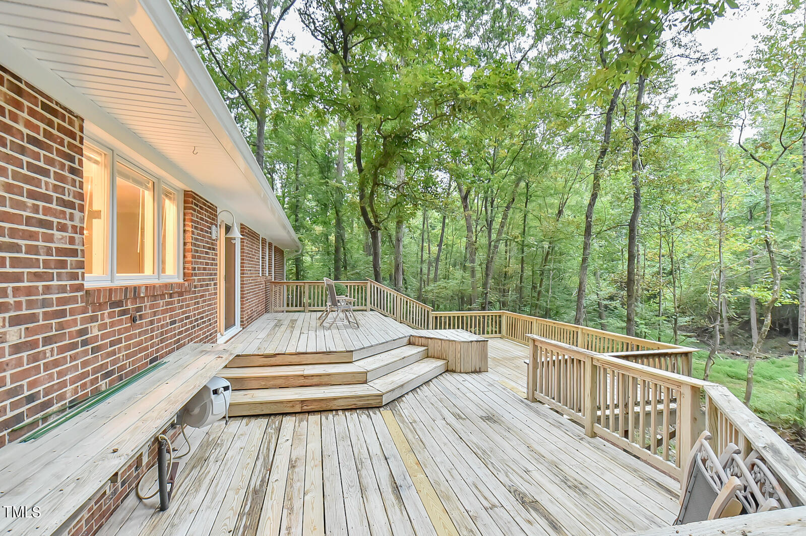 128 Dixie Drive Property Photo 11
