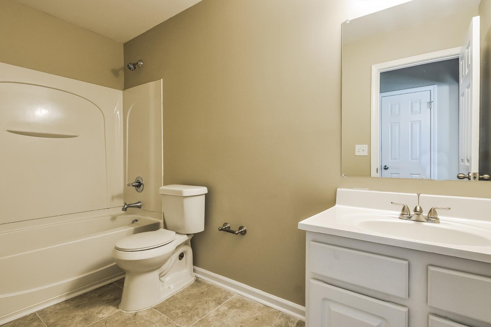 305 Edgecroft Way Property Photo 15