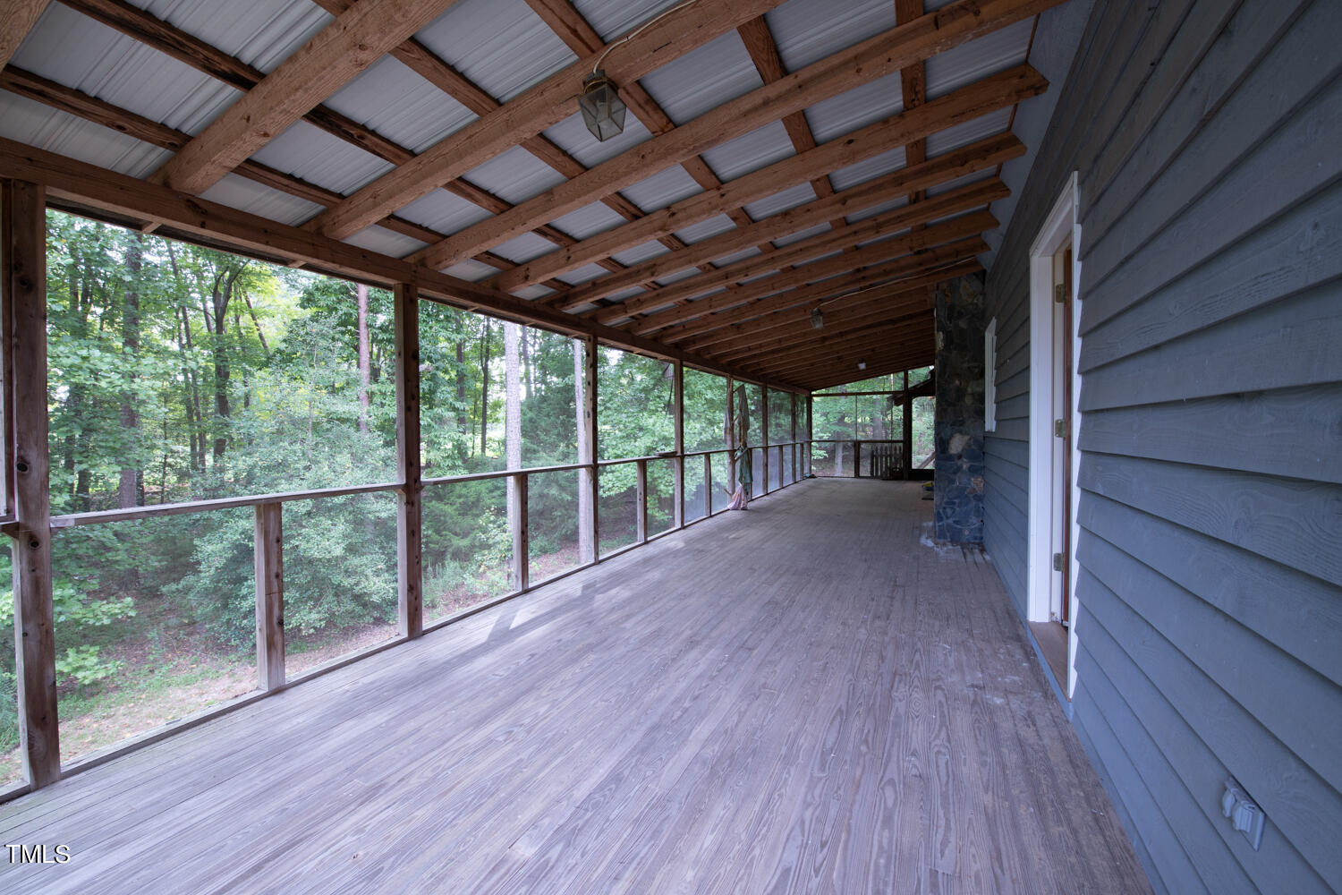 4490 Busbee Road Property Photo 9
