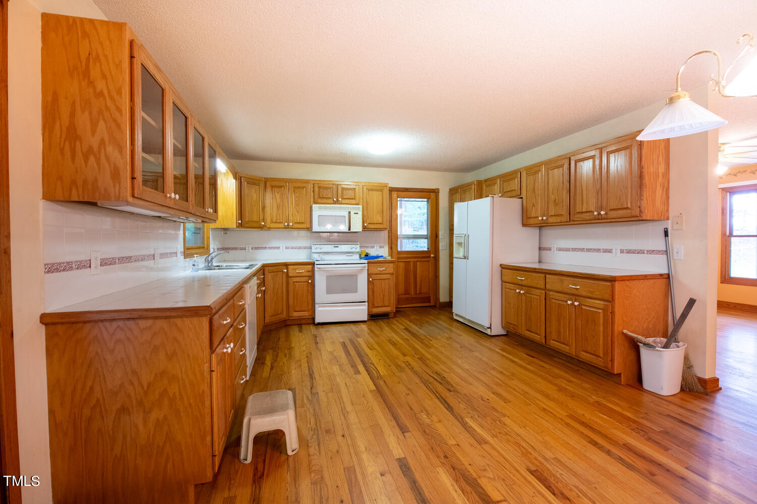 4490 Busbee Road Property Photo 14