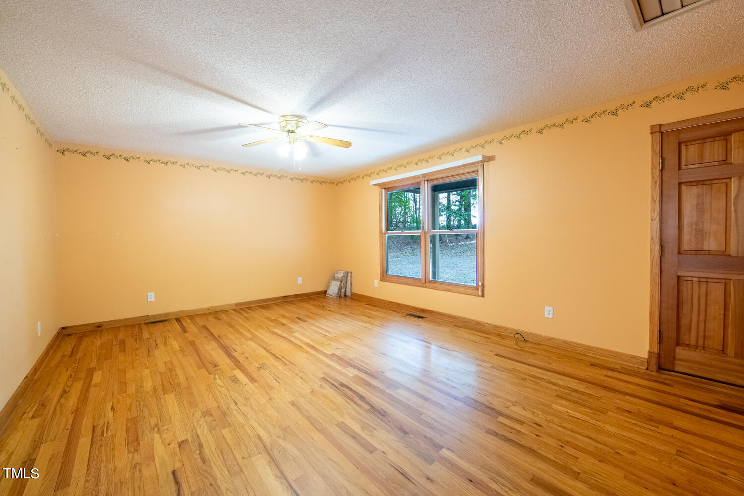4490 Busbee Road Property Photo 15