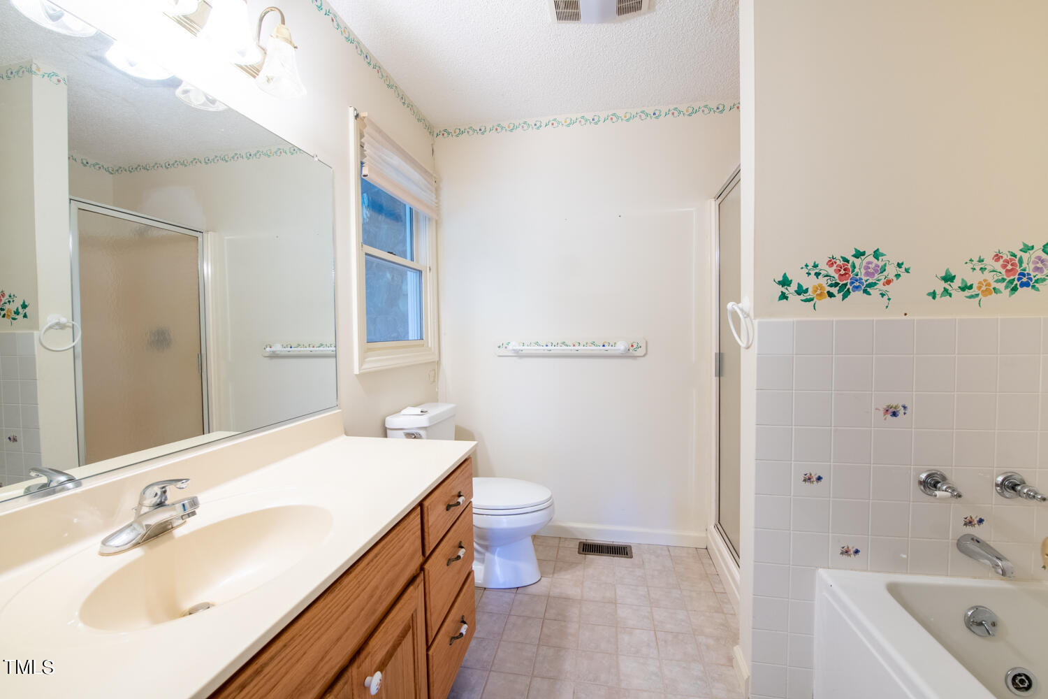 4490 Busbee Road Property Photo 18